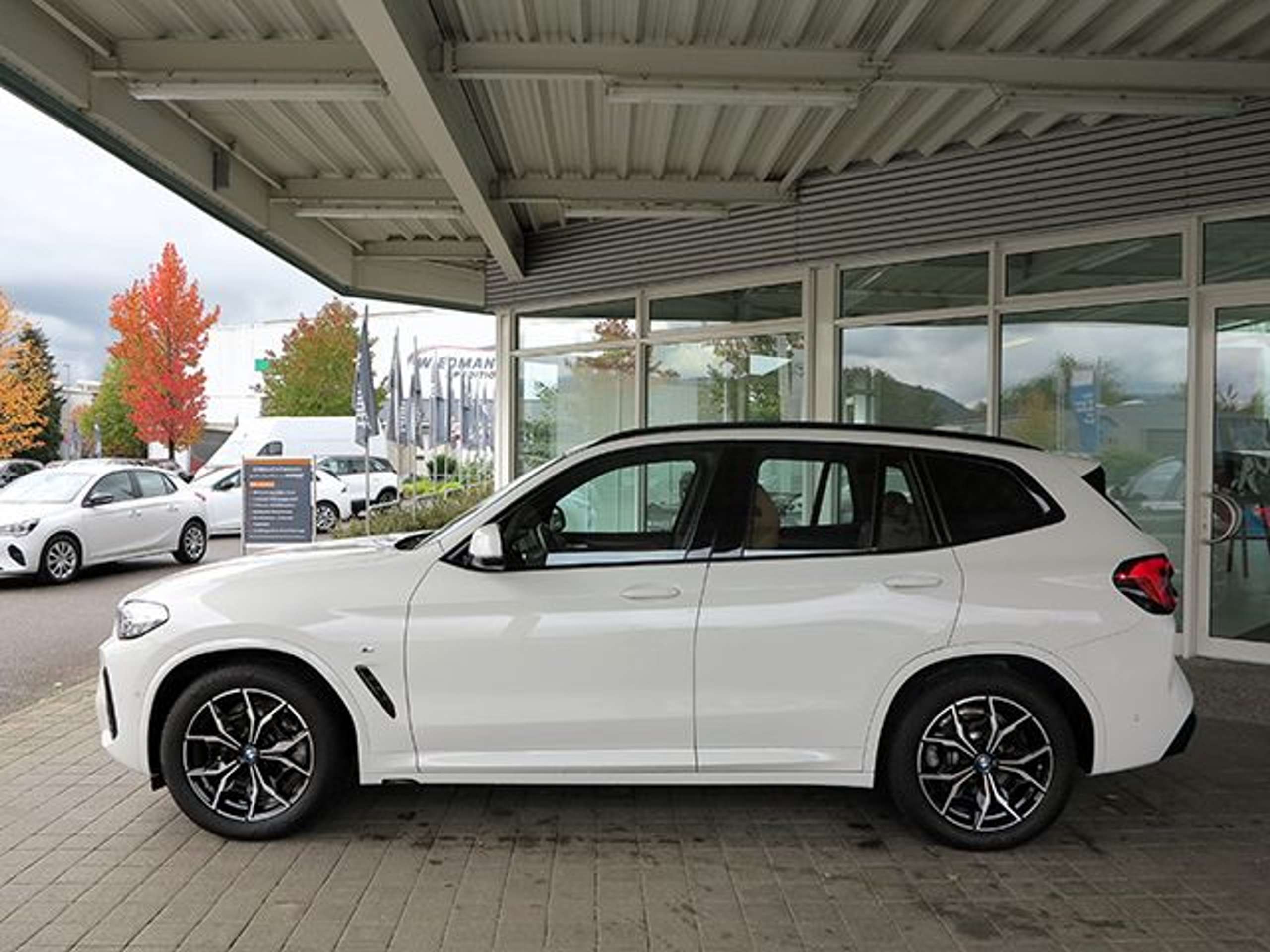 BMW - X3