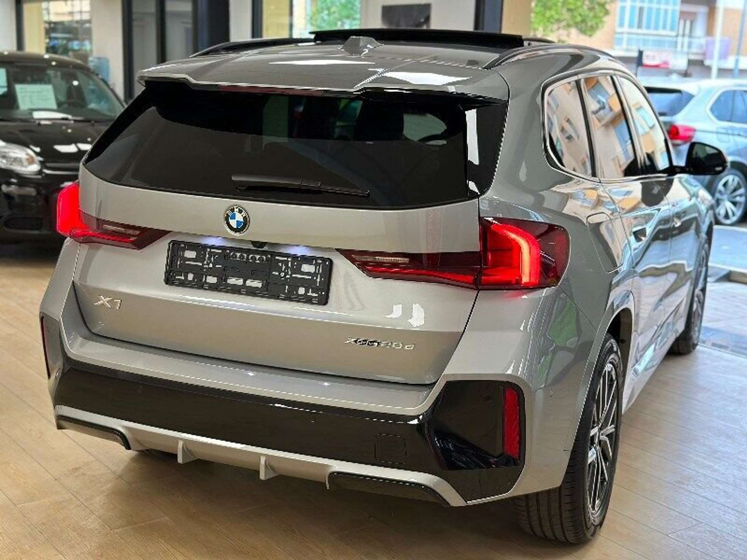 BMW - X1