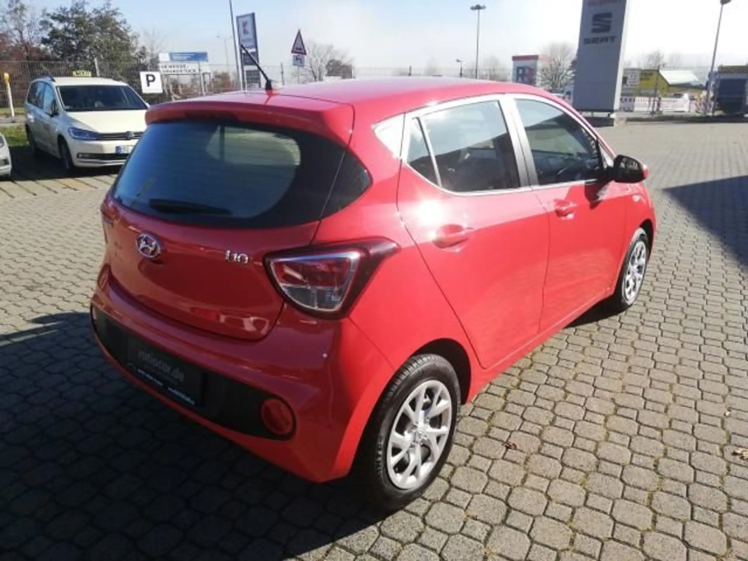 Hyundai - i10