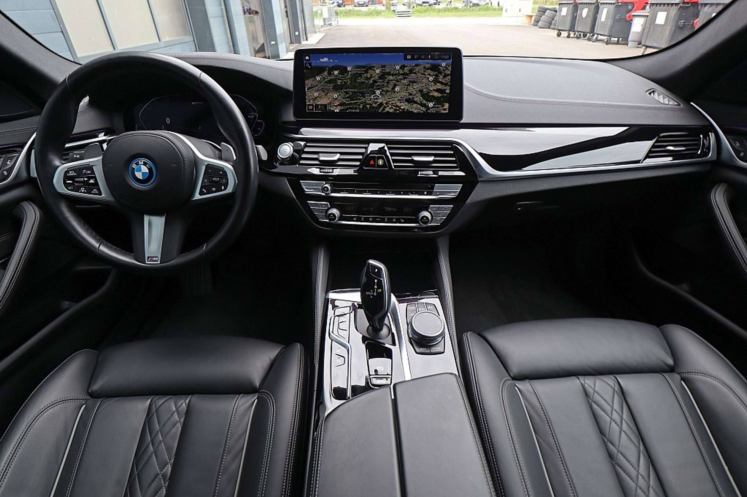 BMW - 545