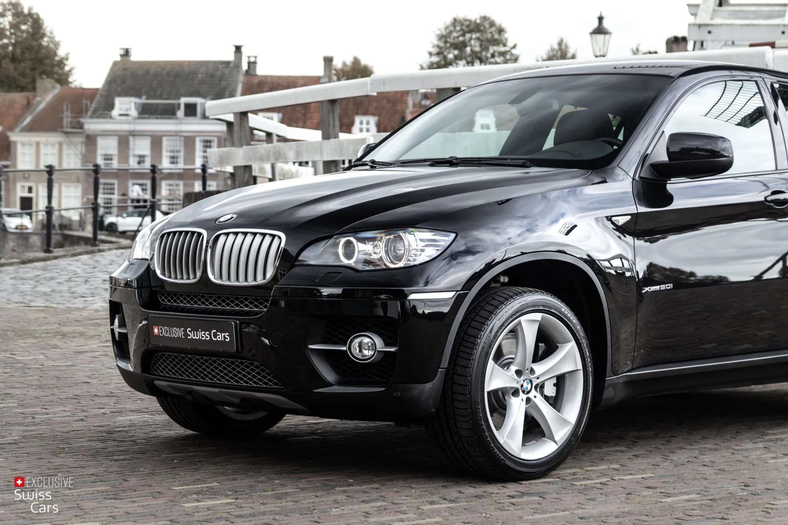 BMW - X6