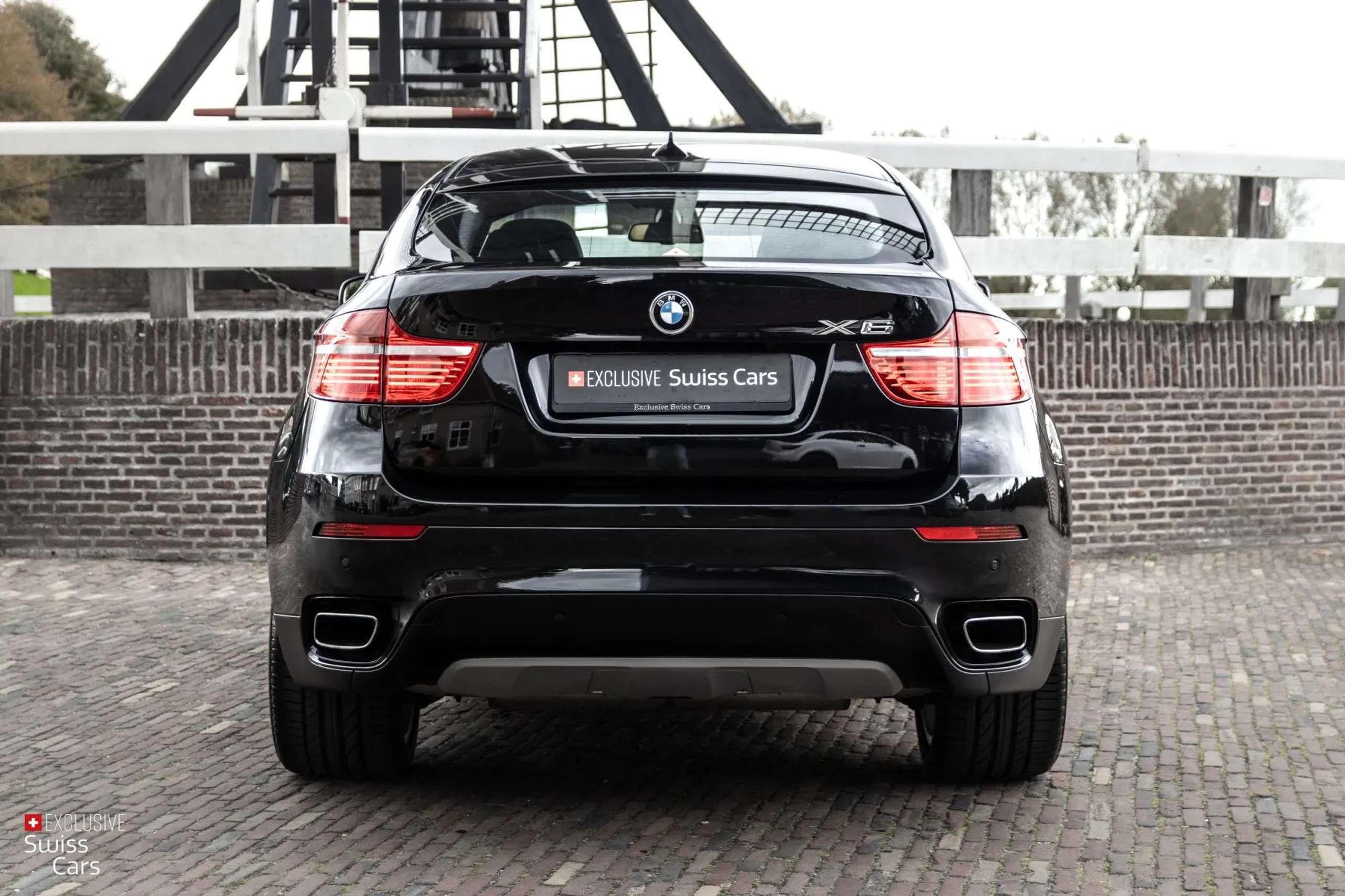 BMW - X6