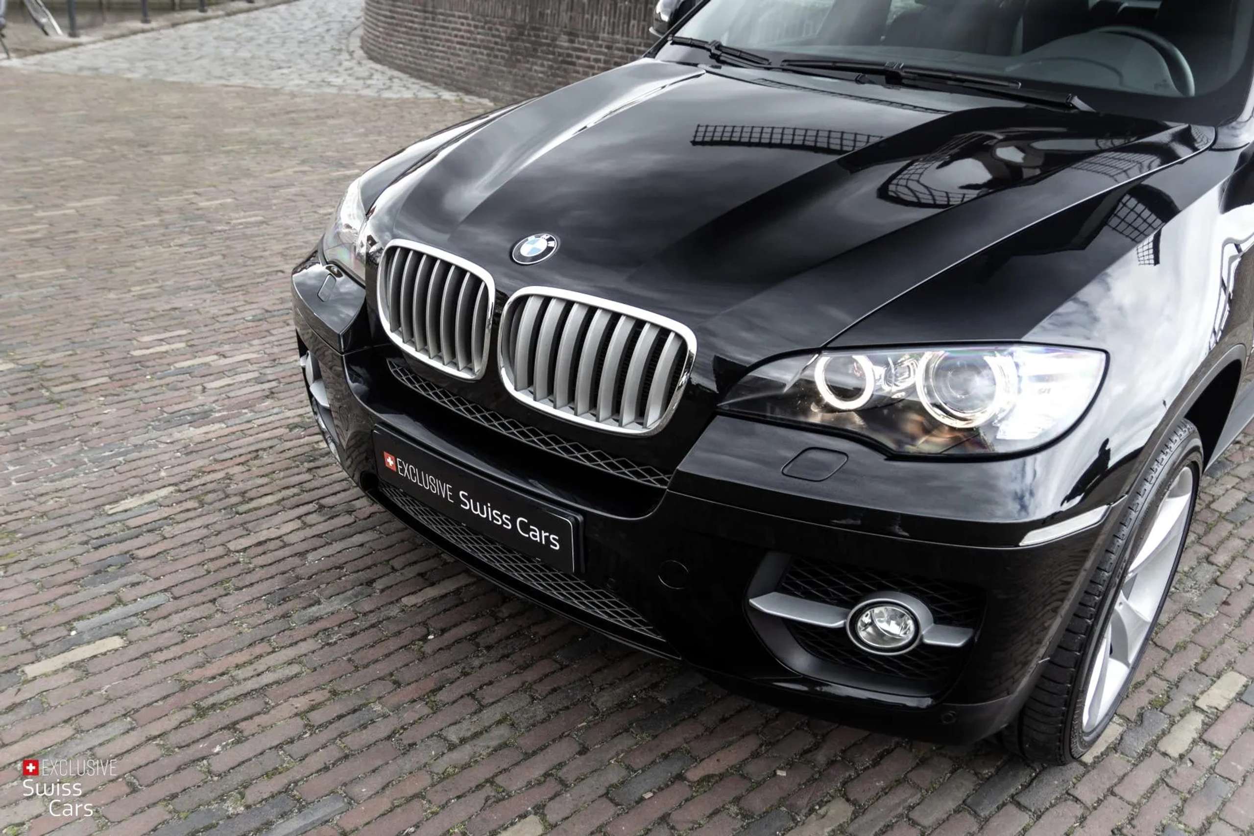 BMW - X6