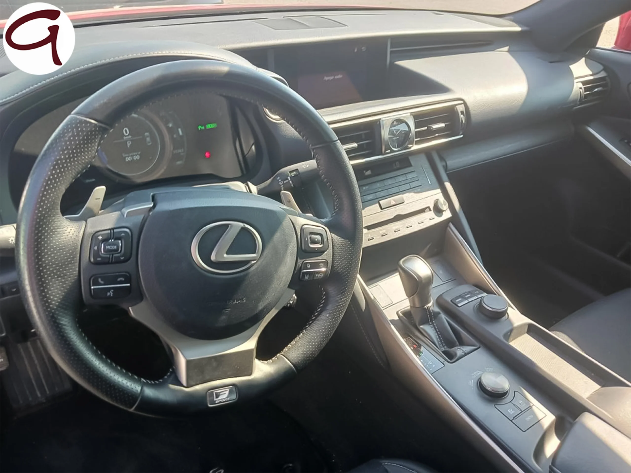 Lexus - IS