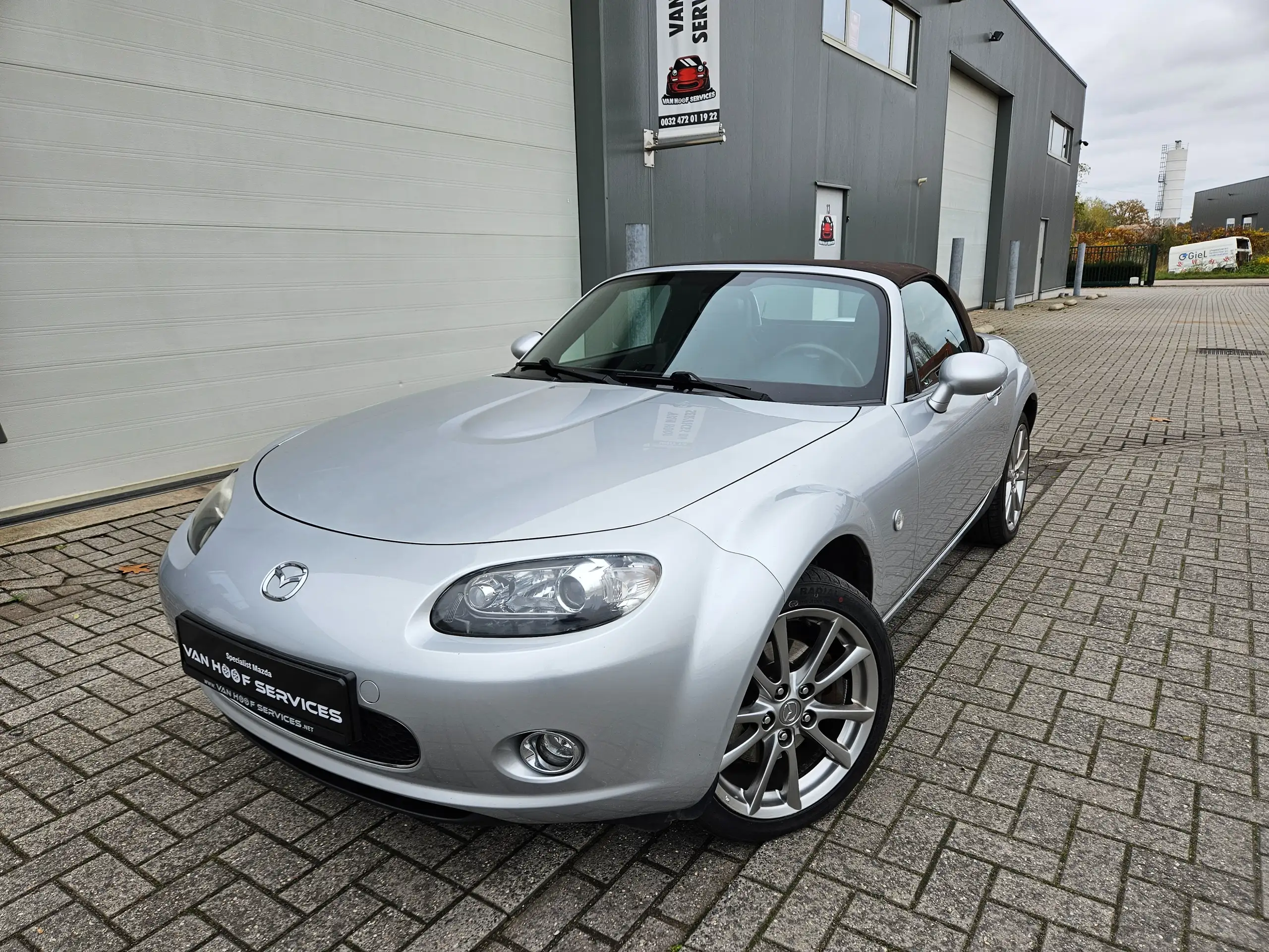 Mazda - MX-5