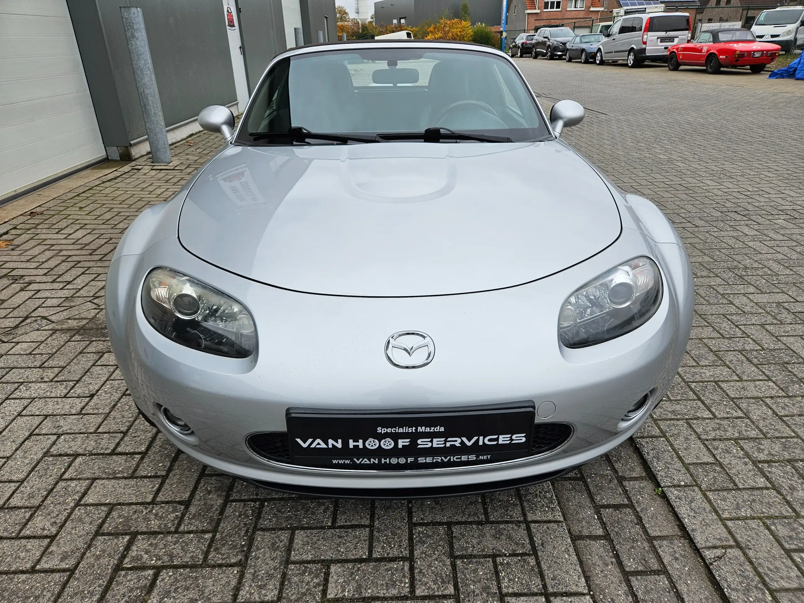 Mazda - MX-5