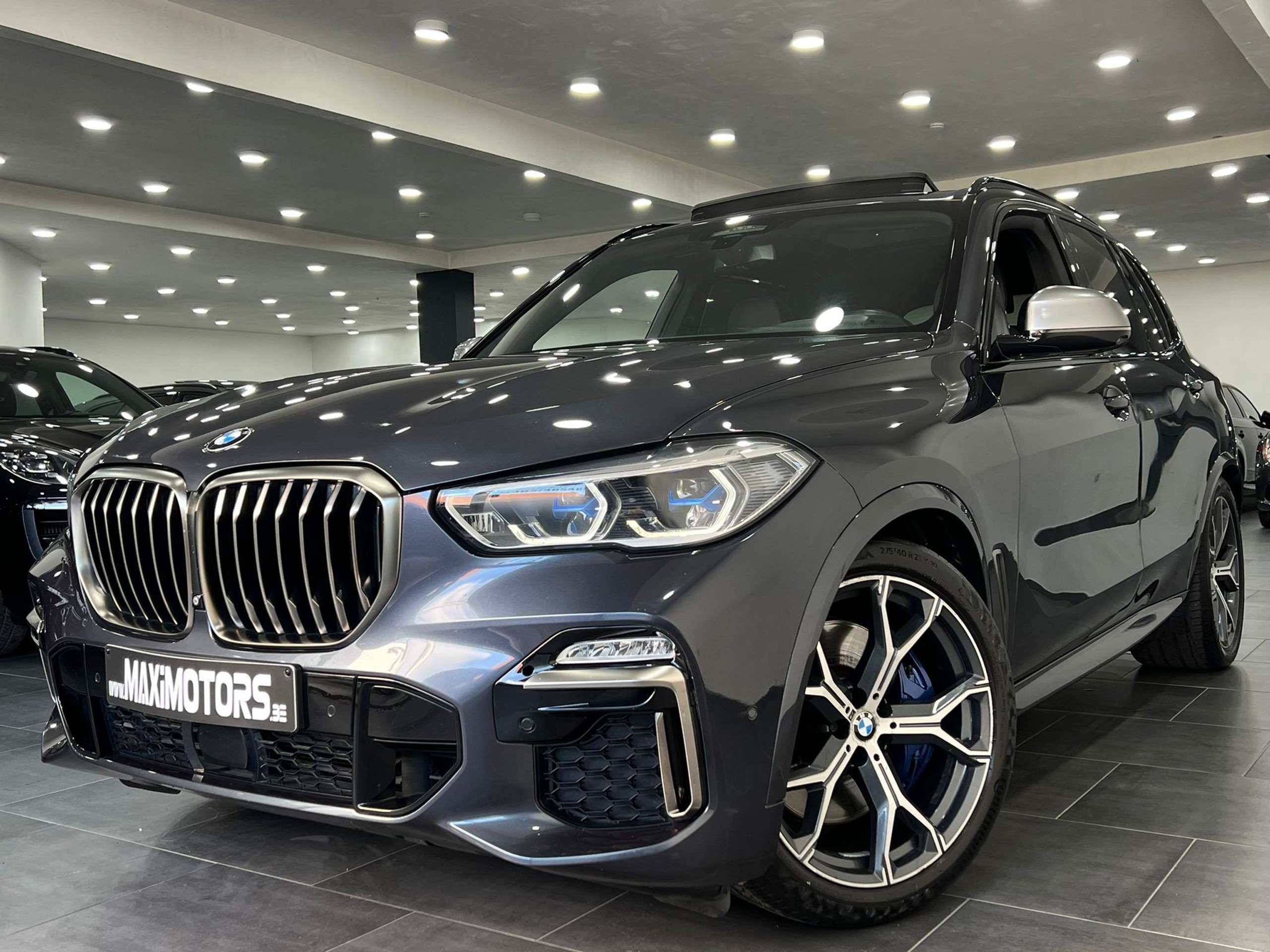 BMW - X5 M