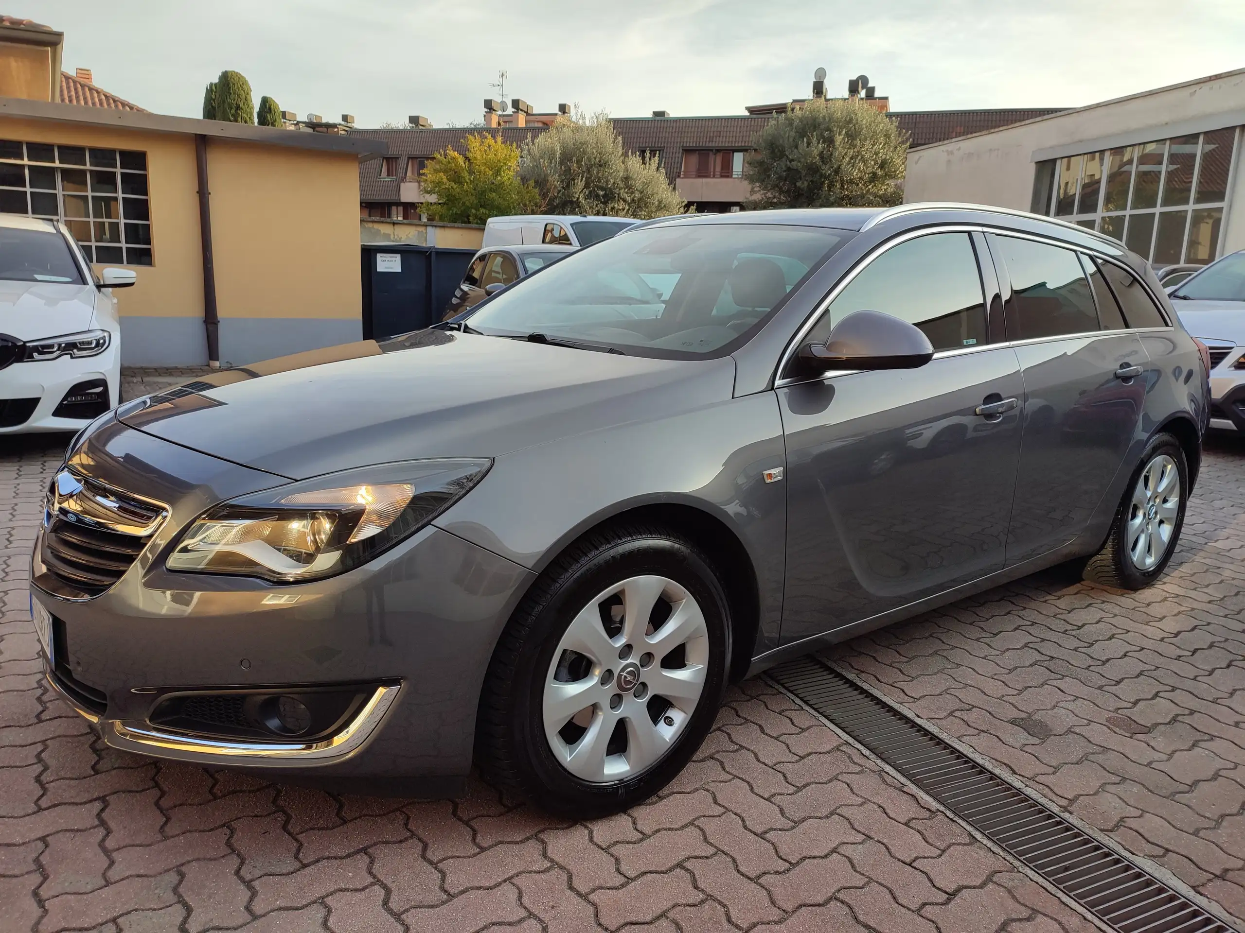 Opel - Insignia