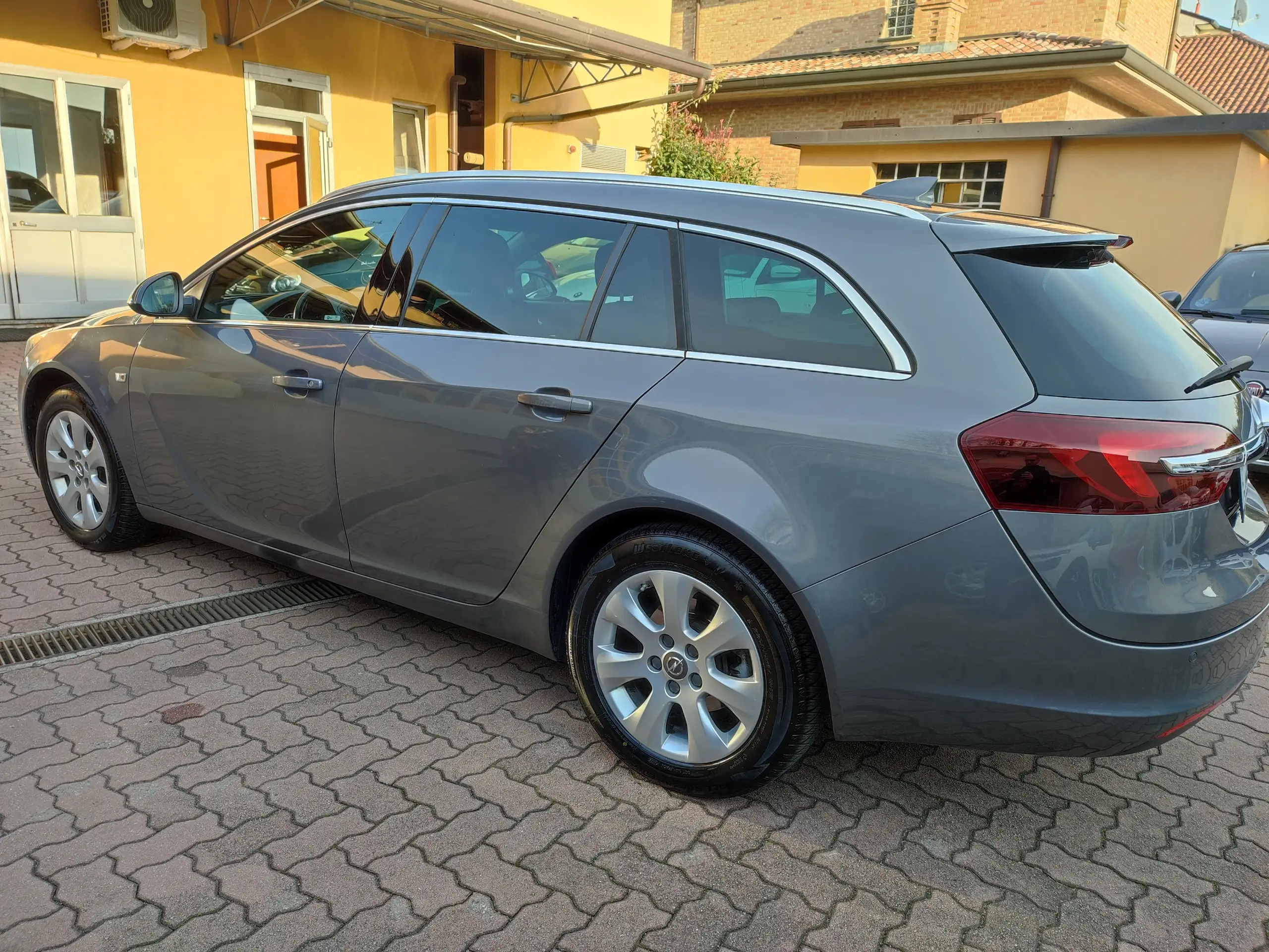 Opel - Insignia