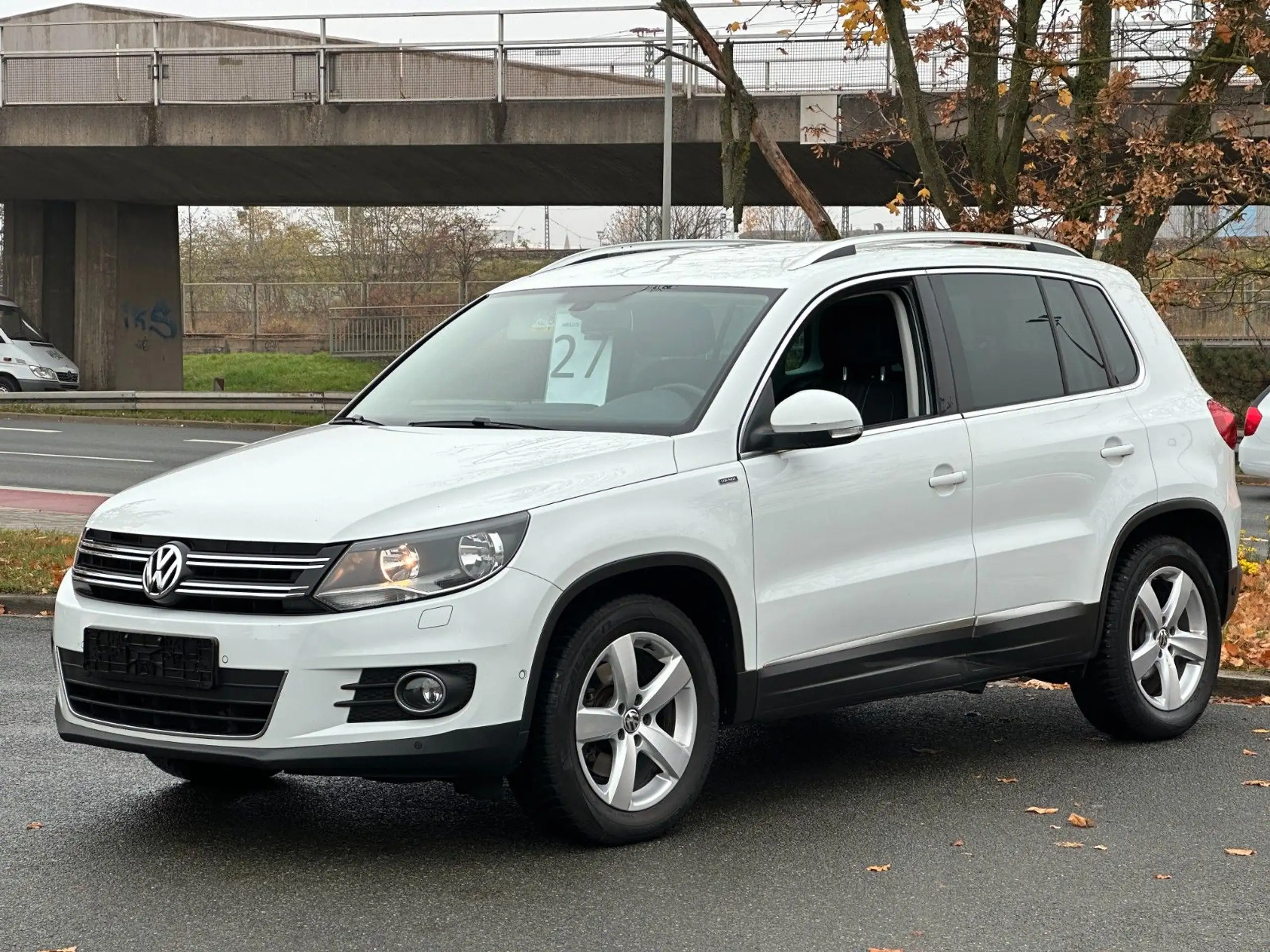 Volkswagen - Tiguan