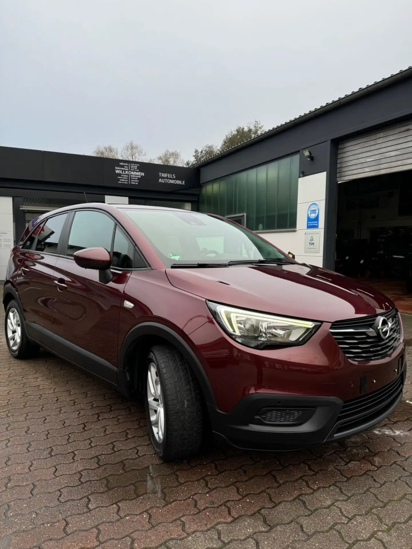 Opel - Crossland X