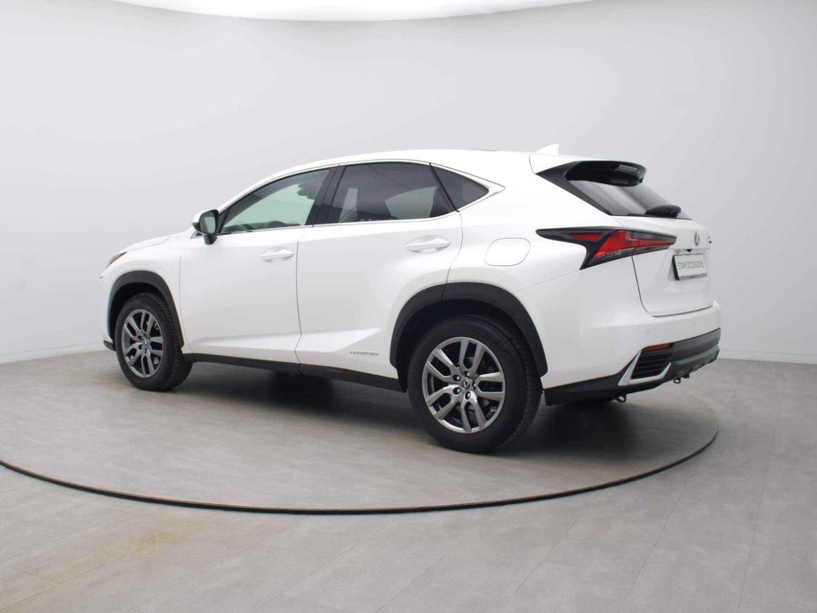 Lexus - NX