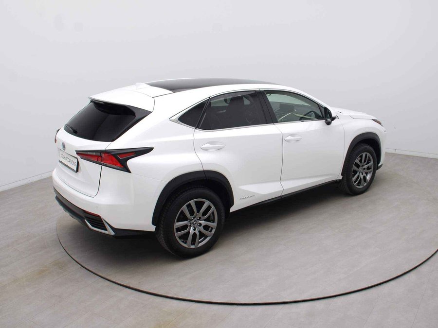 Lexus - NX