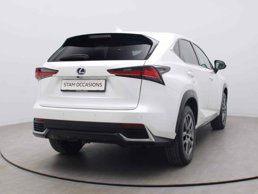 Lexus - NX