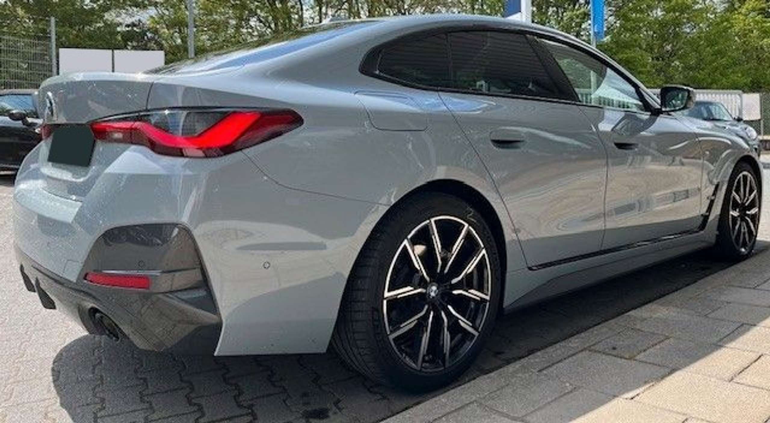 BMW - 420