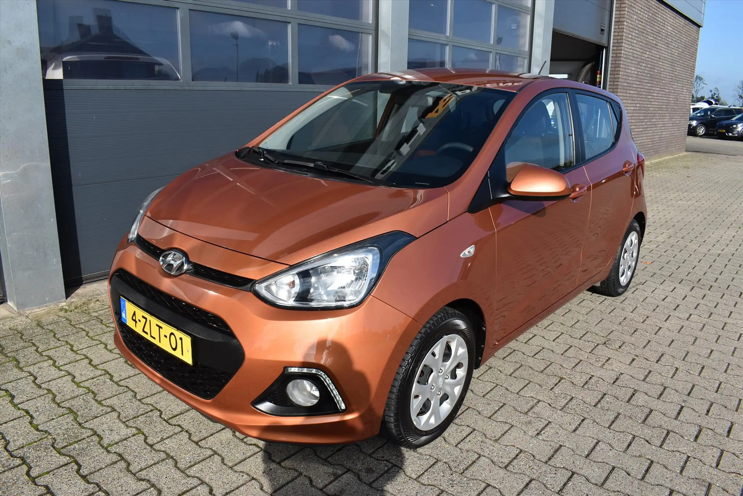 Hyundai - i10