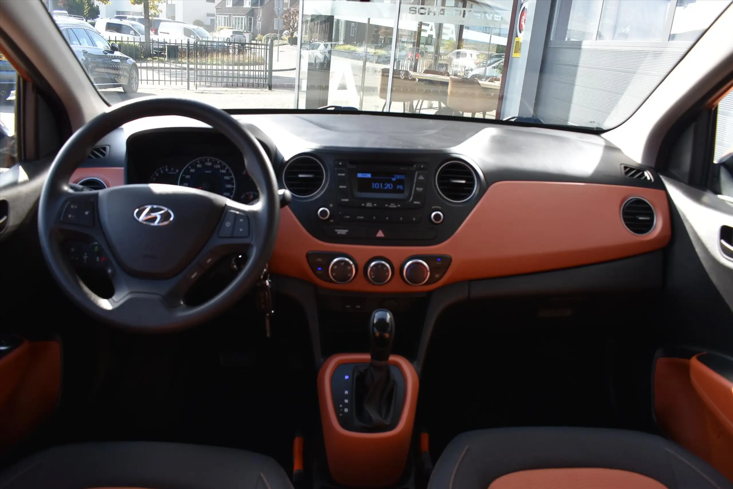 Hyundai - i10