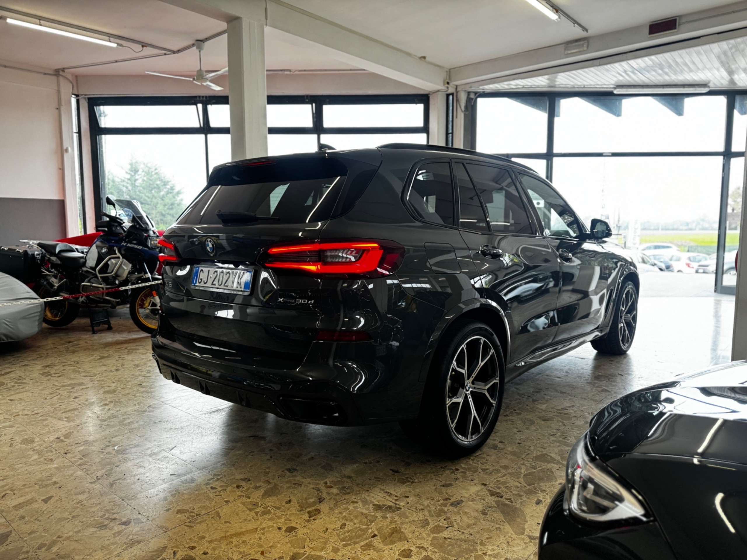 BMW - X5