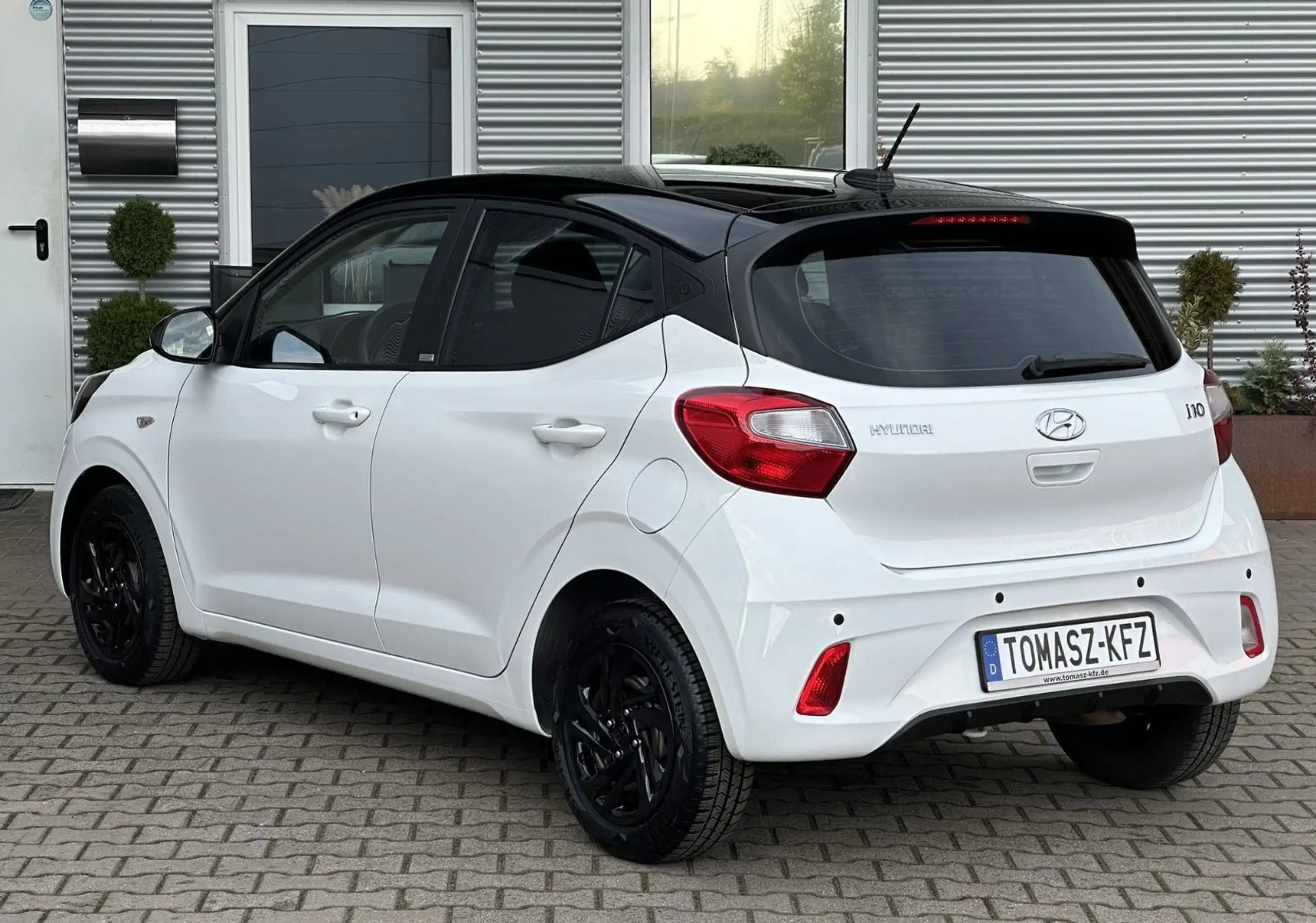 Hyundai - i10