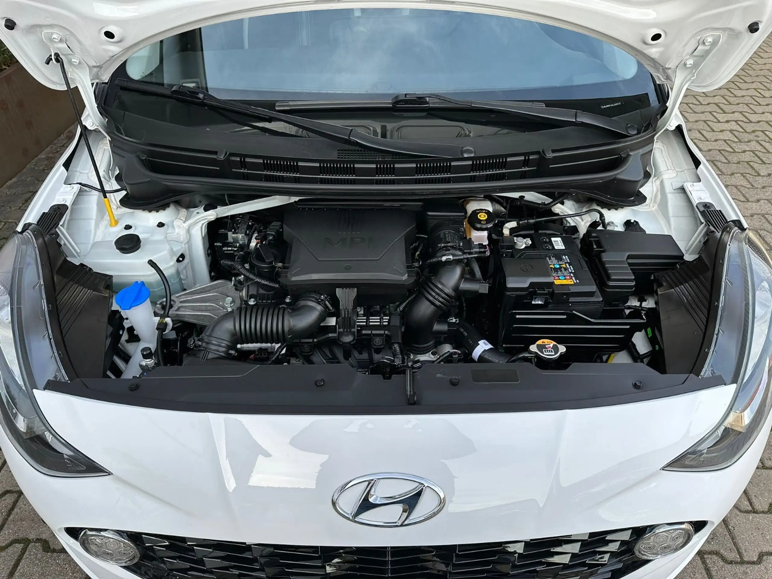 Hyundai - i10