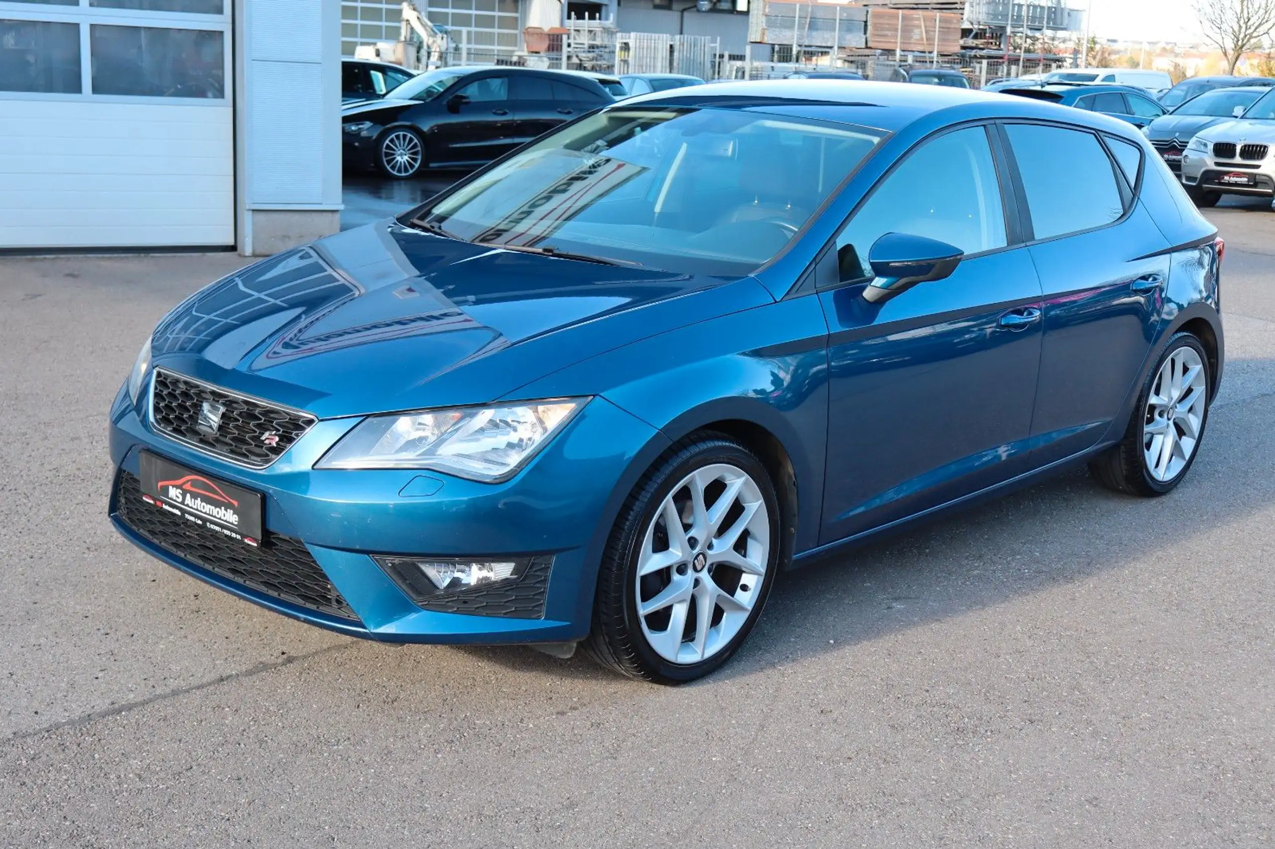 SEAT - Leon