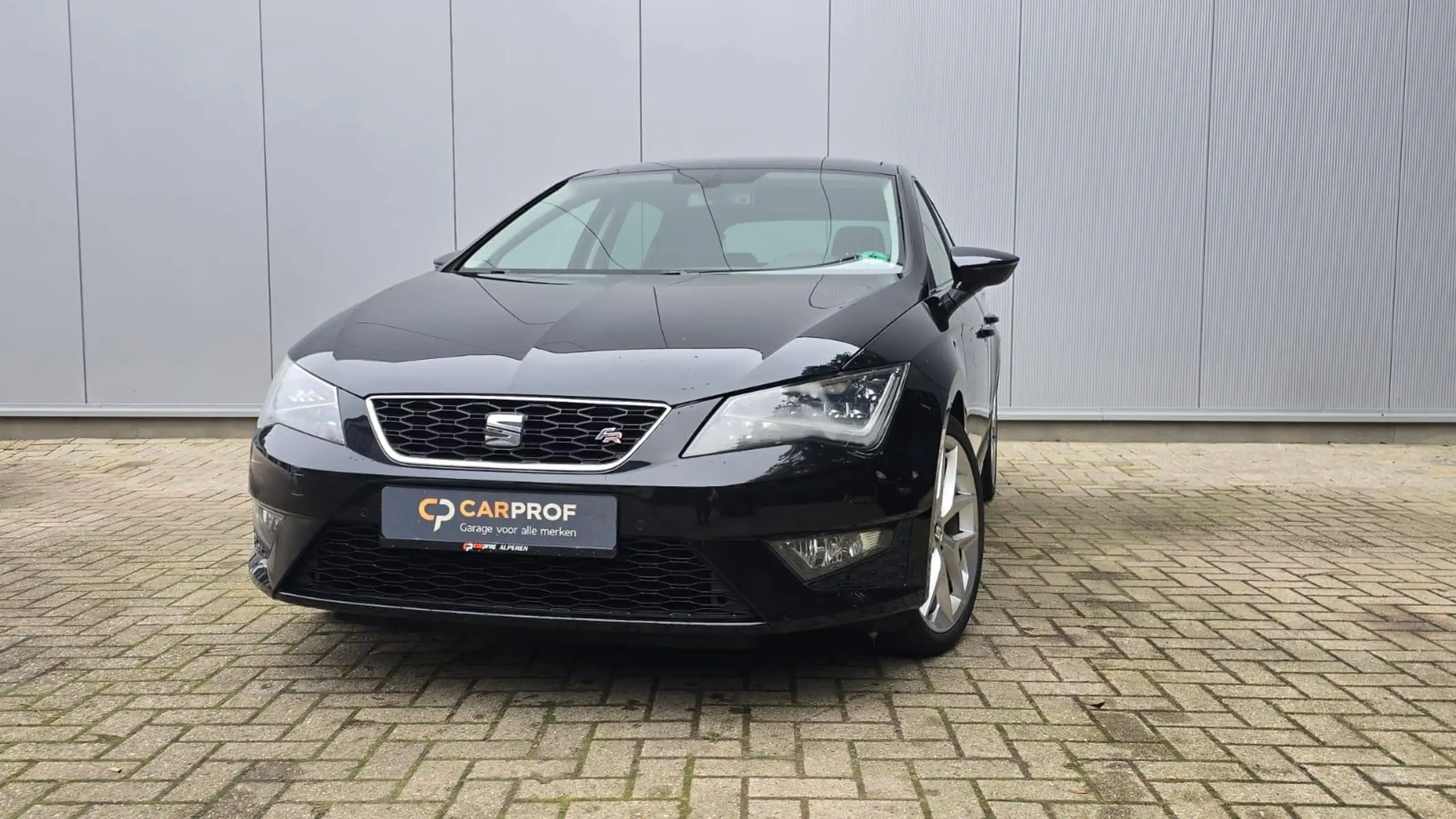 SEAT - Leon