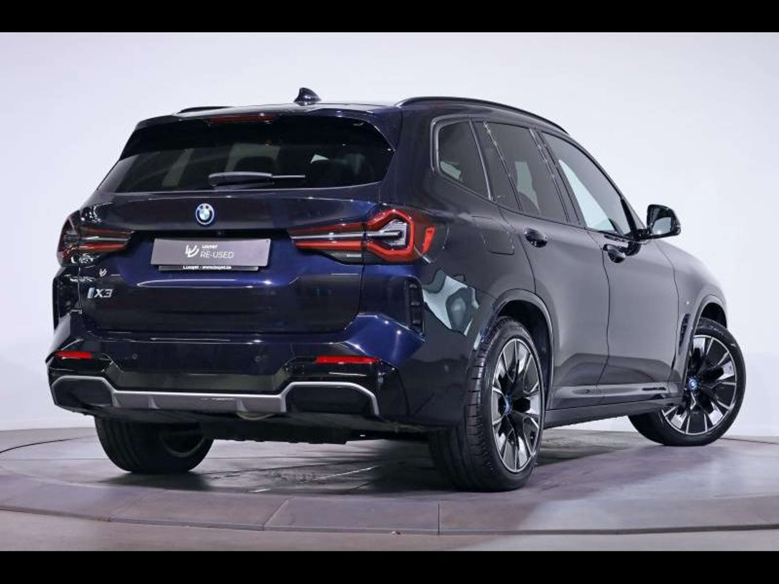 BMW - iX3