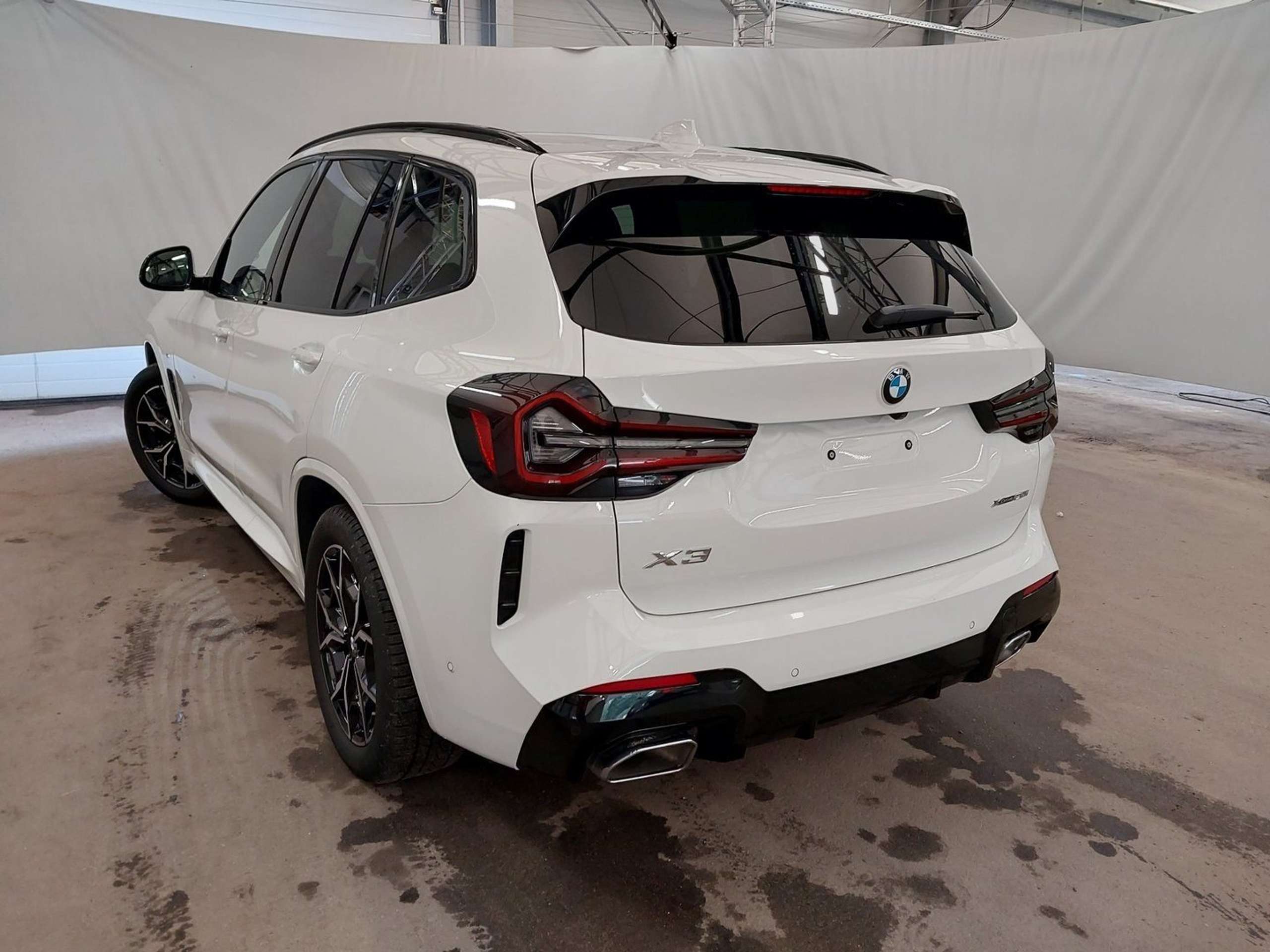 BMW - X3