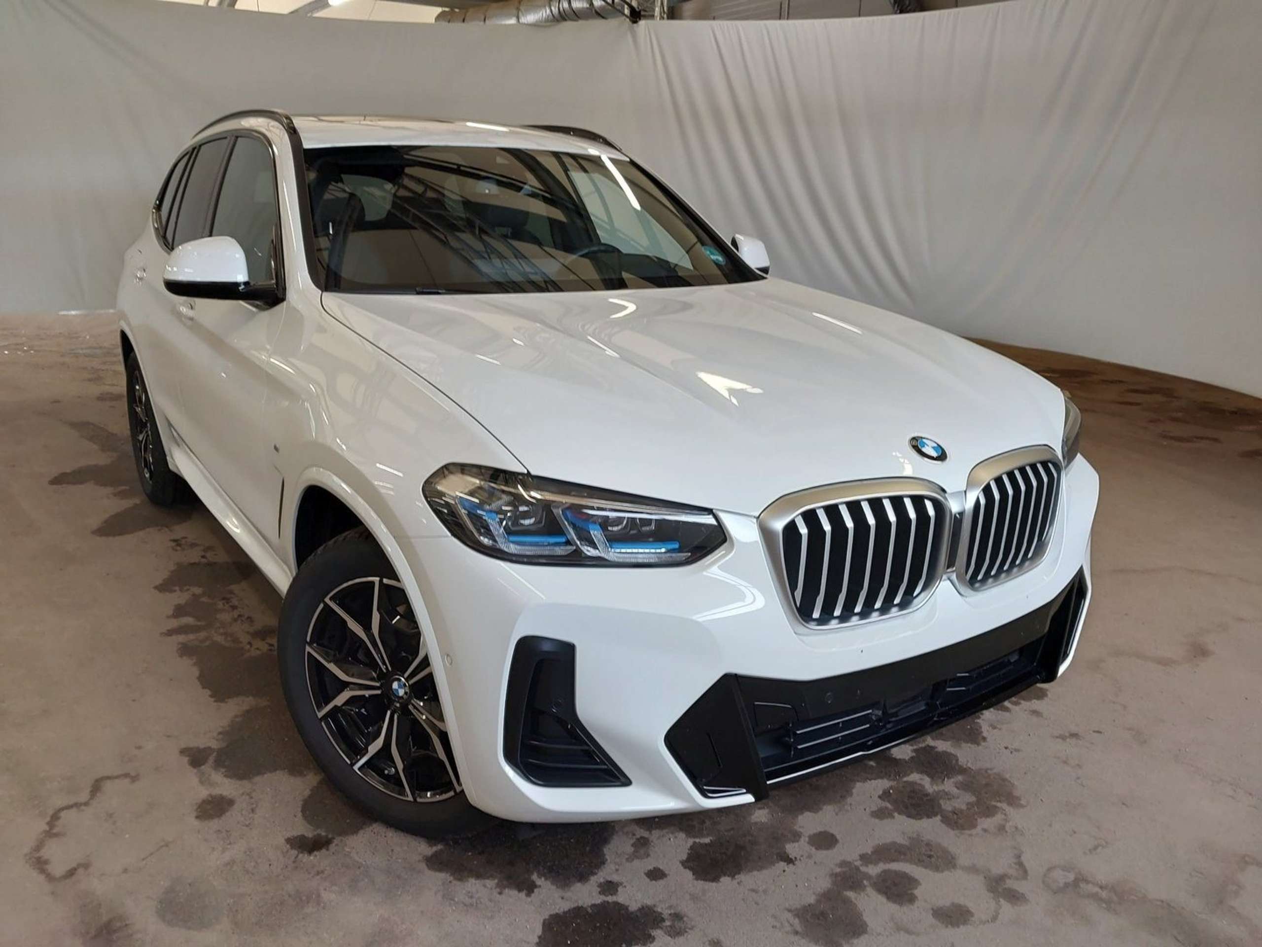 BMW - X3