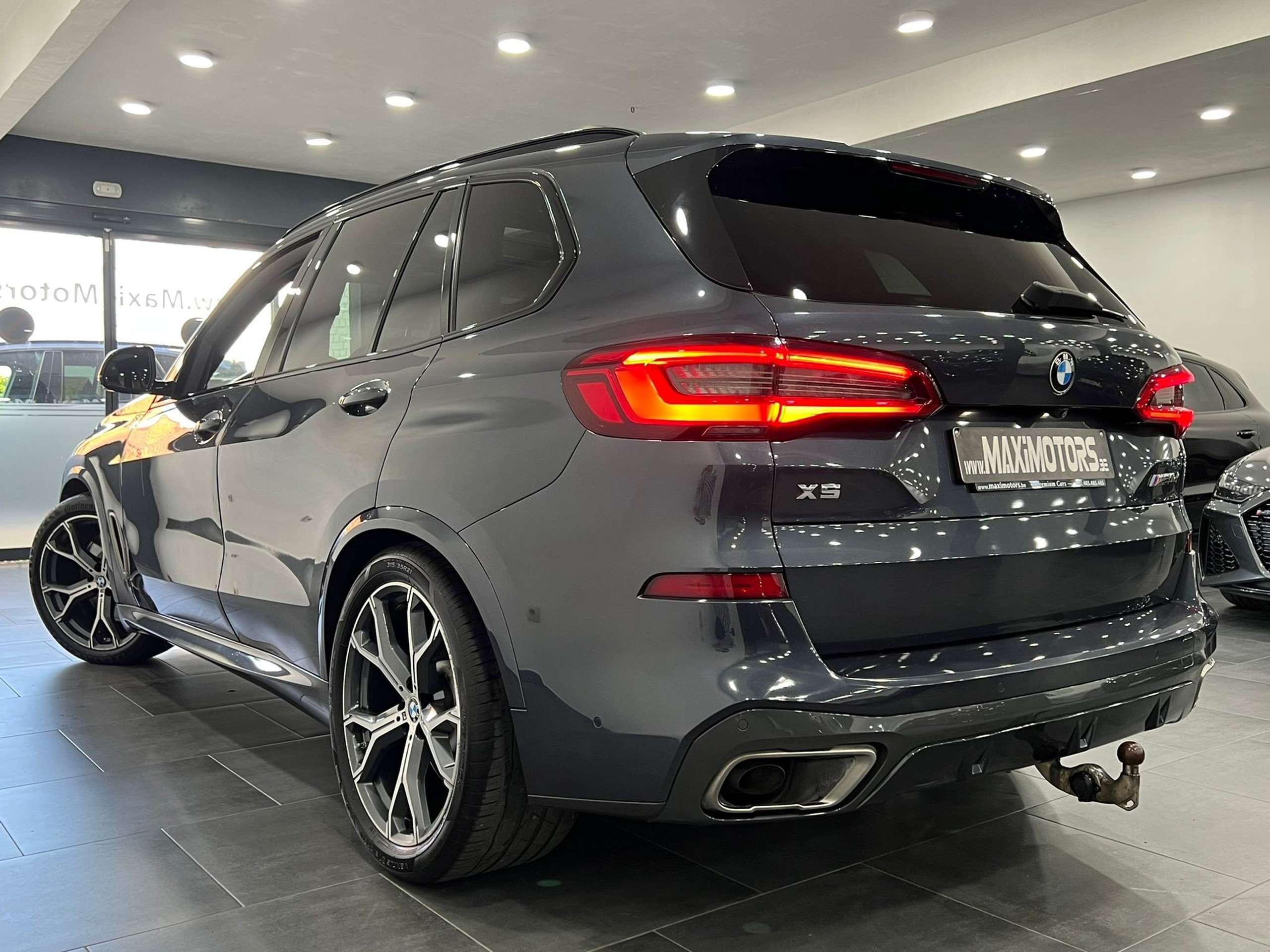 BMW - X5 M