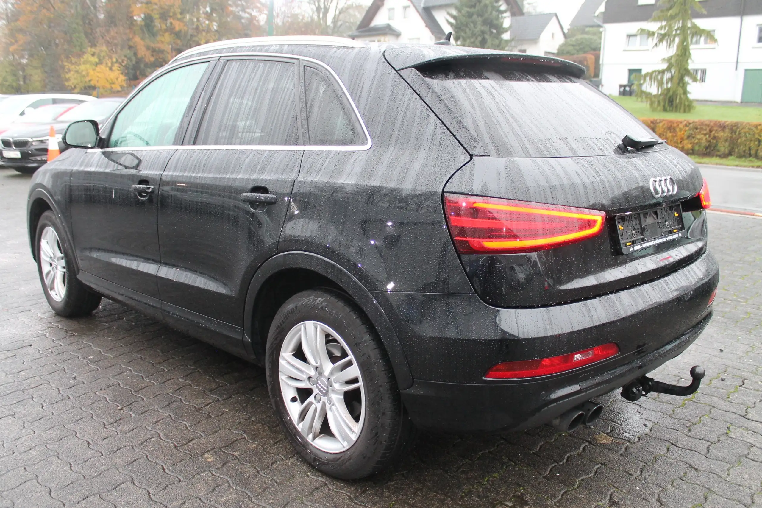 Audi - Q3