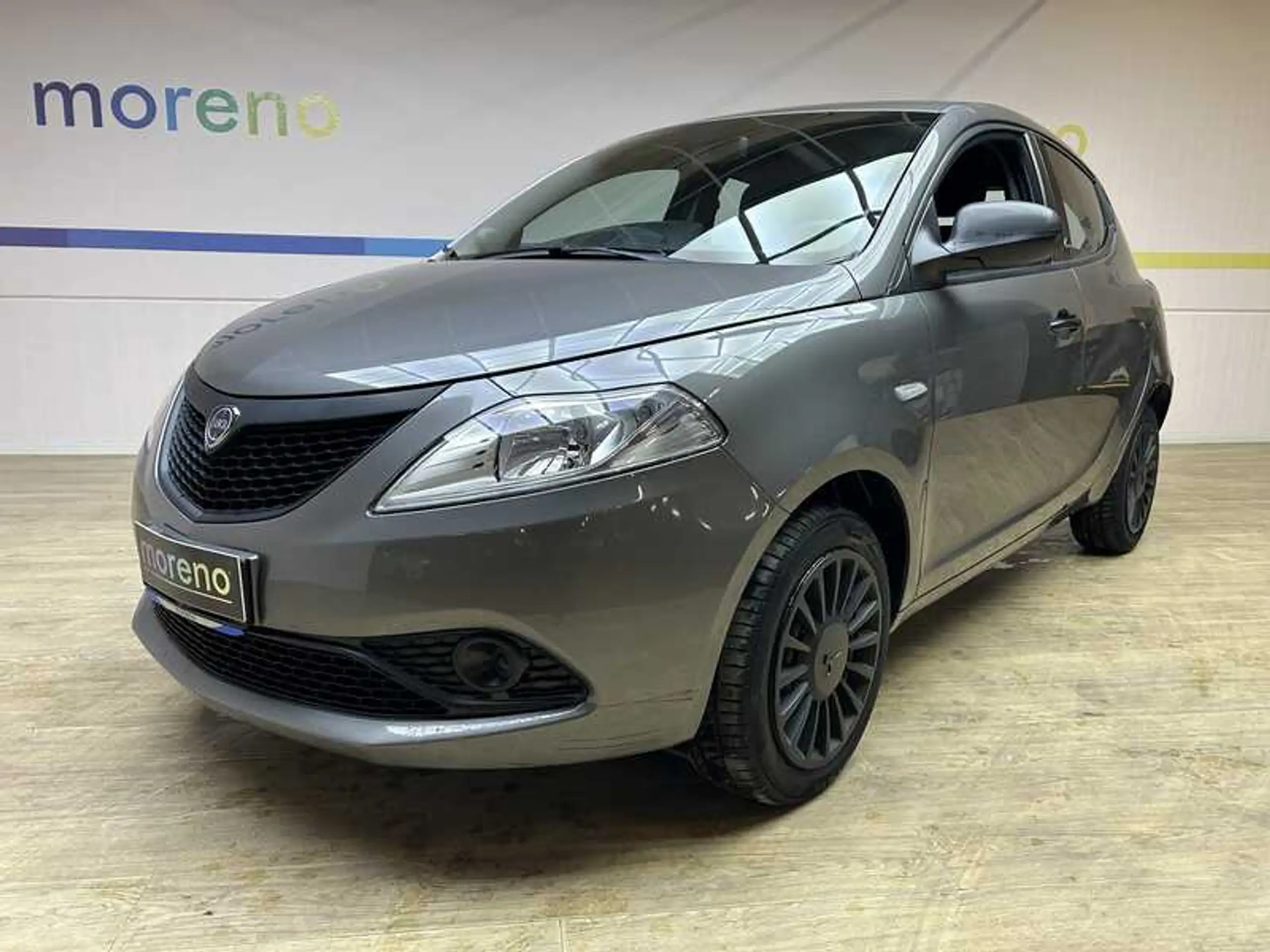 Lancia - Ypsilon