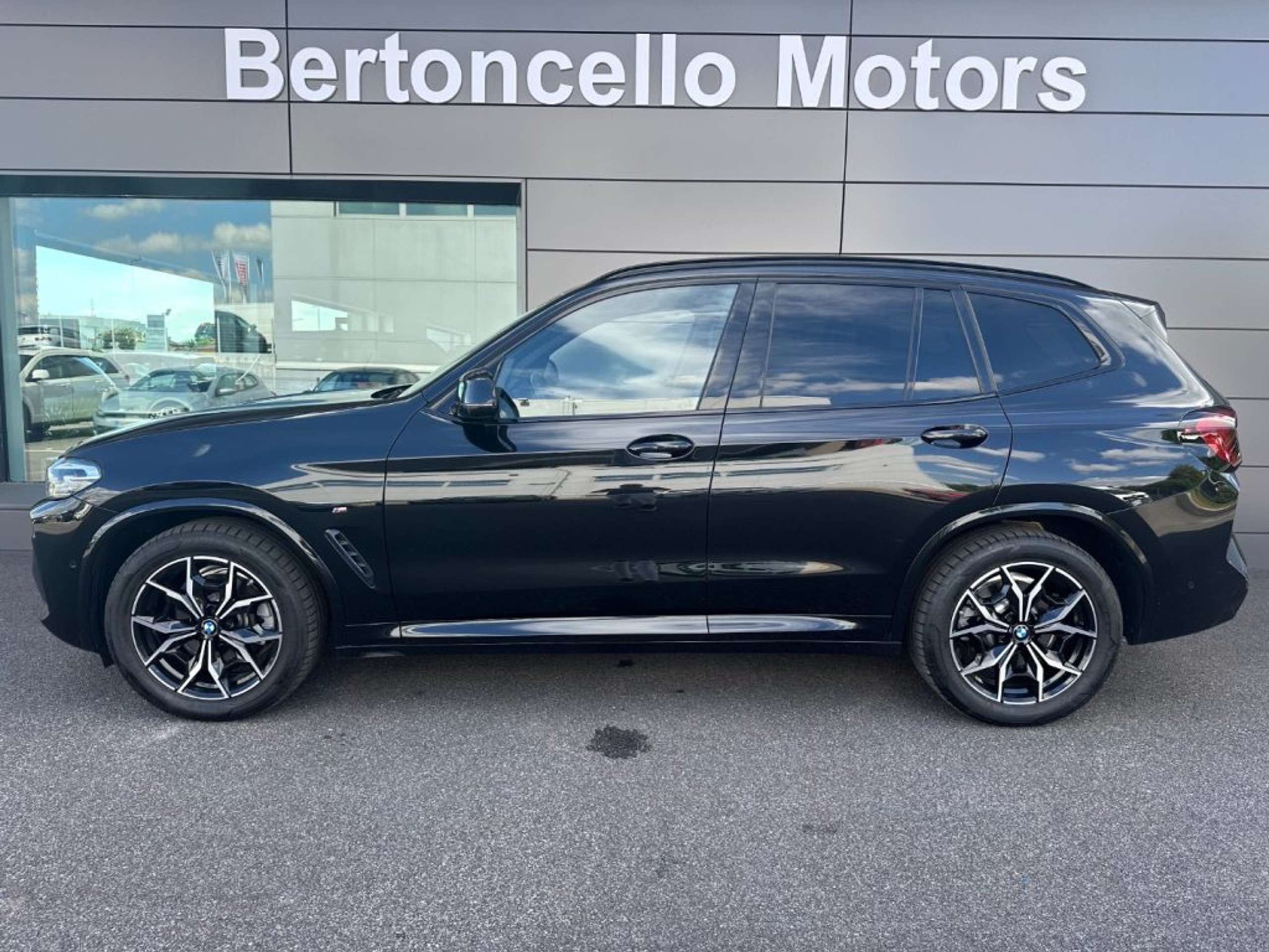 BMW - X3