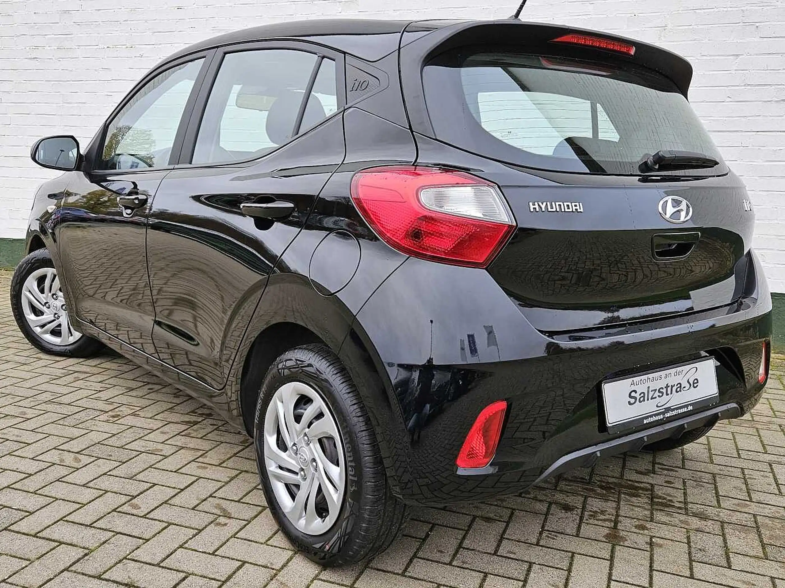 Hyundai - i10