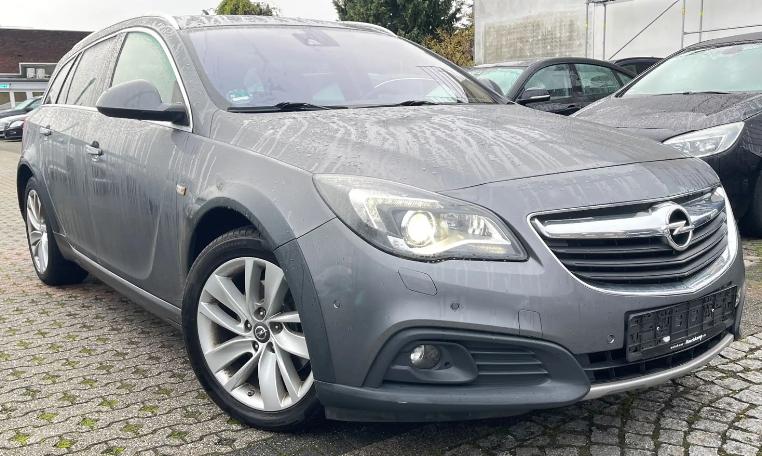 Opel - Insignia