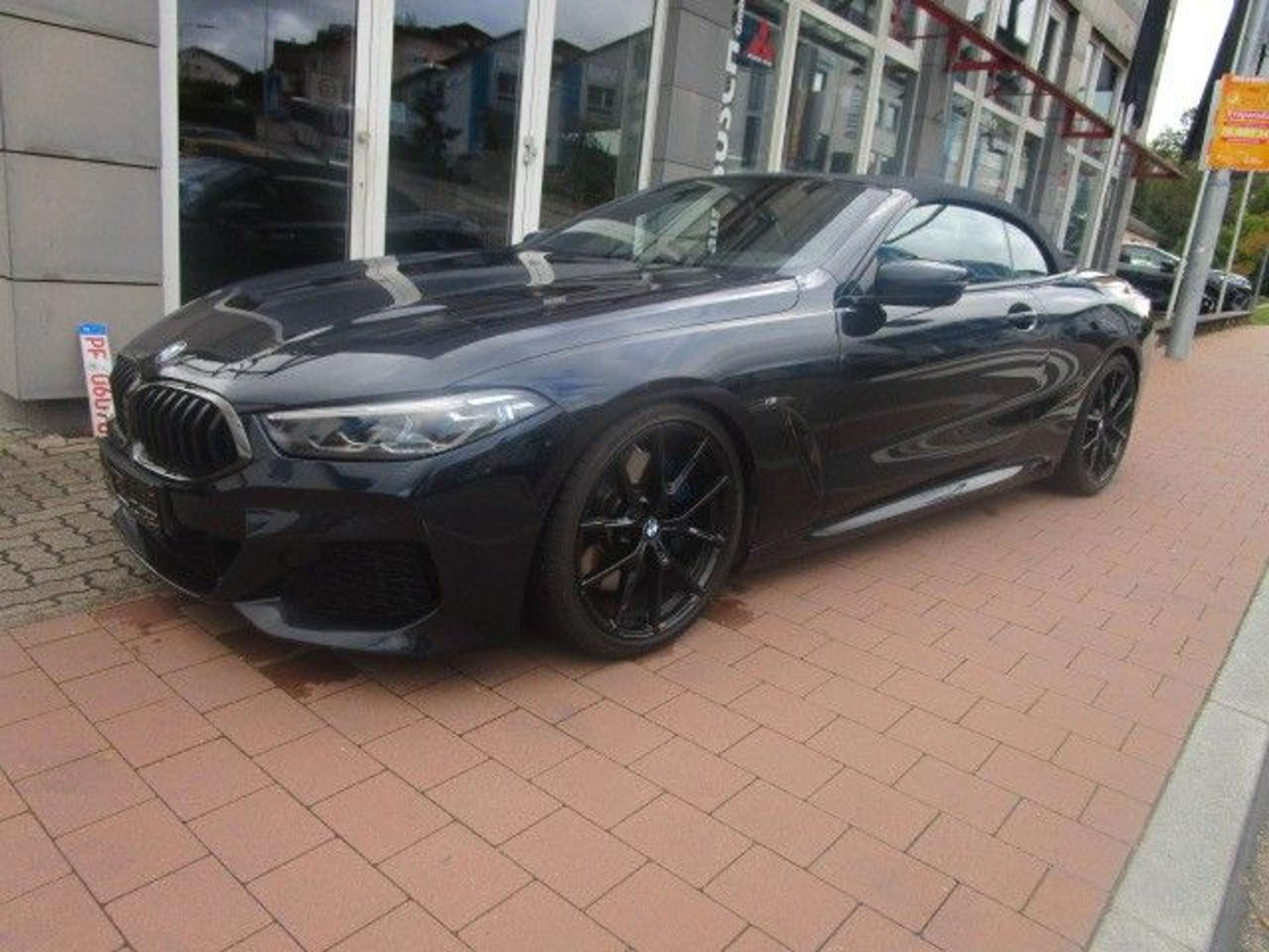 BMW - 840