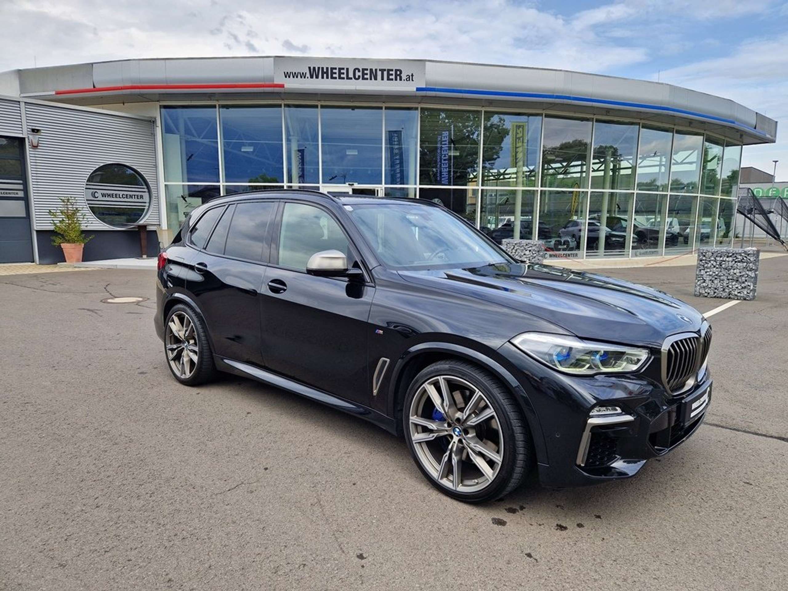 BMW - X5 M