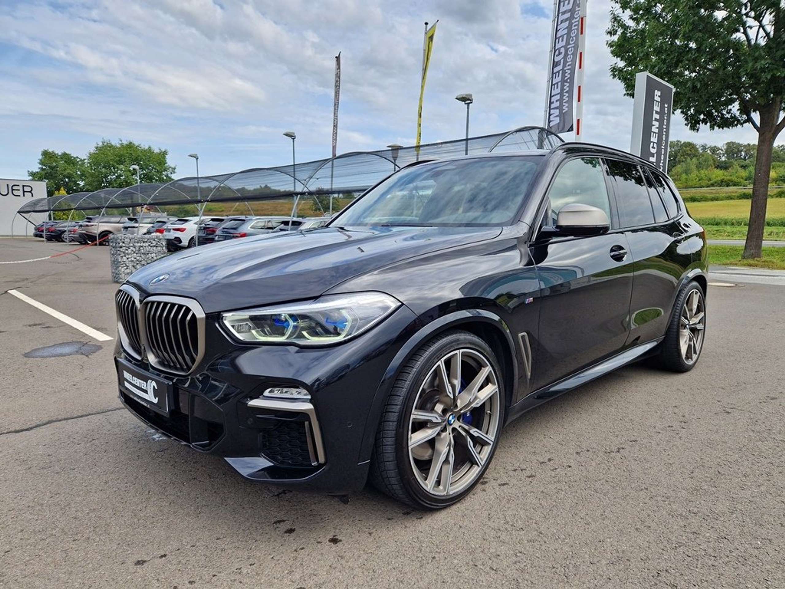 BMW - X5 M