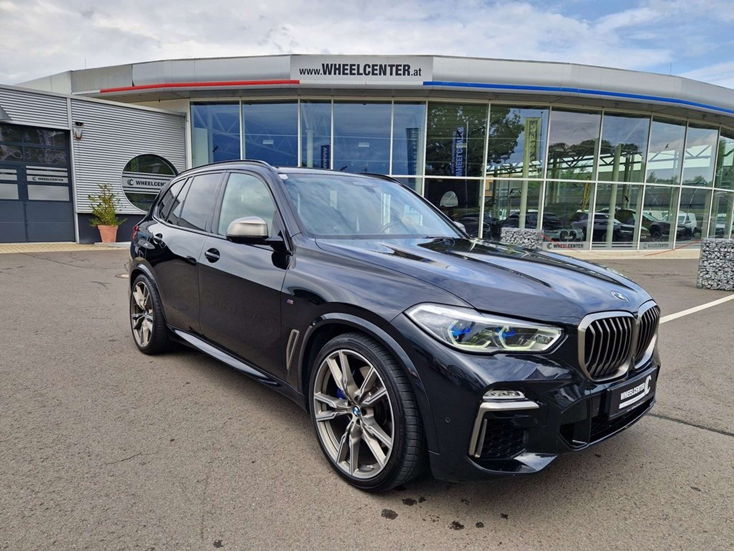 BMW - X5 M