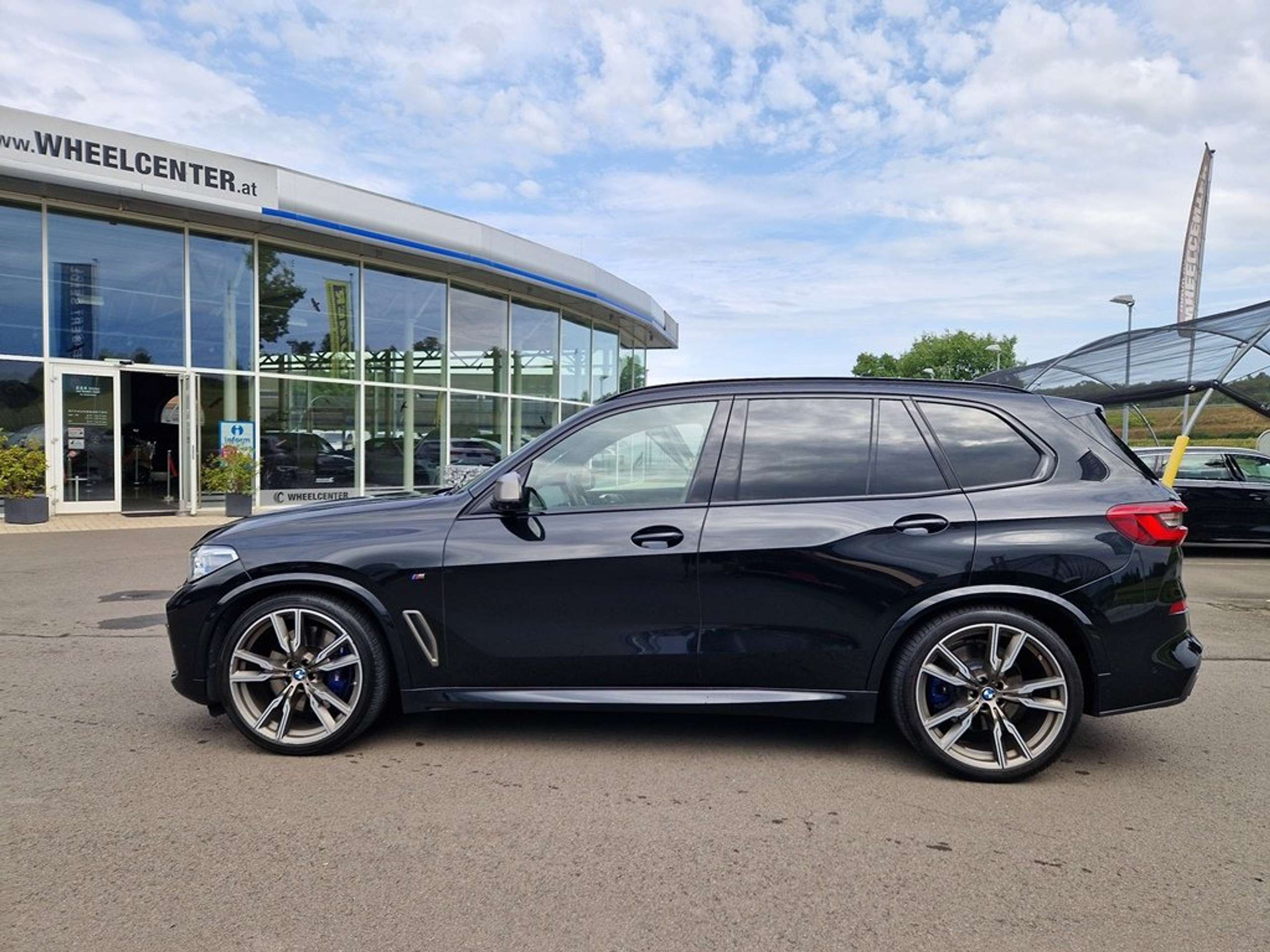 BMW - X5 M