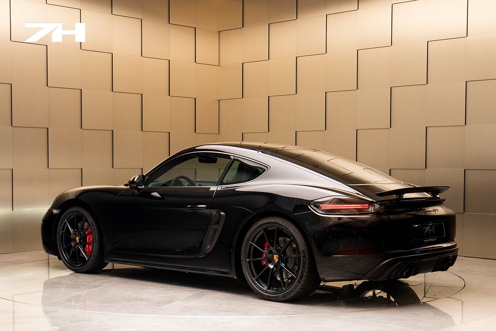 Porsche - Cayman