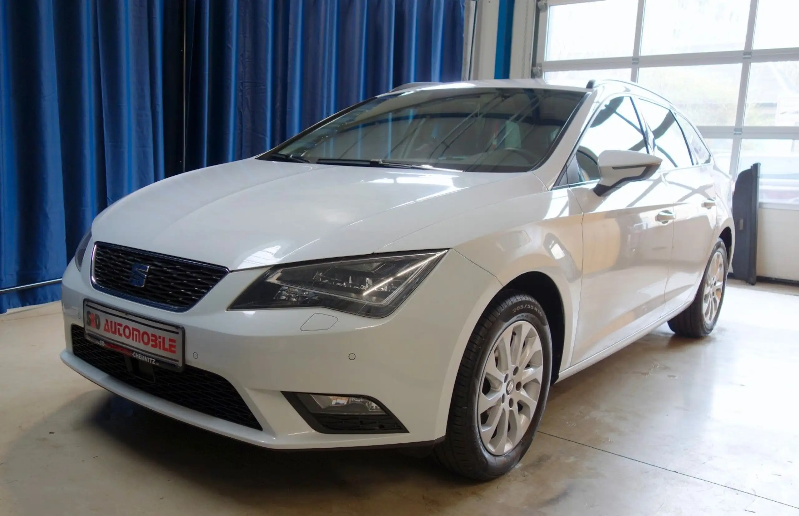 SEAT - Leon