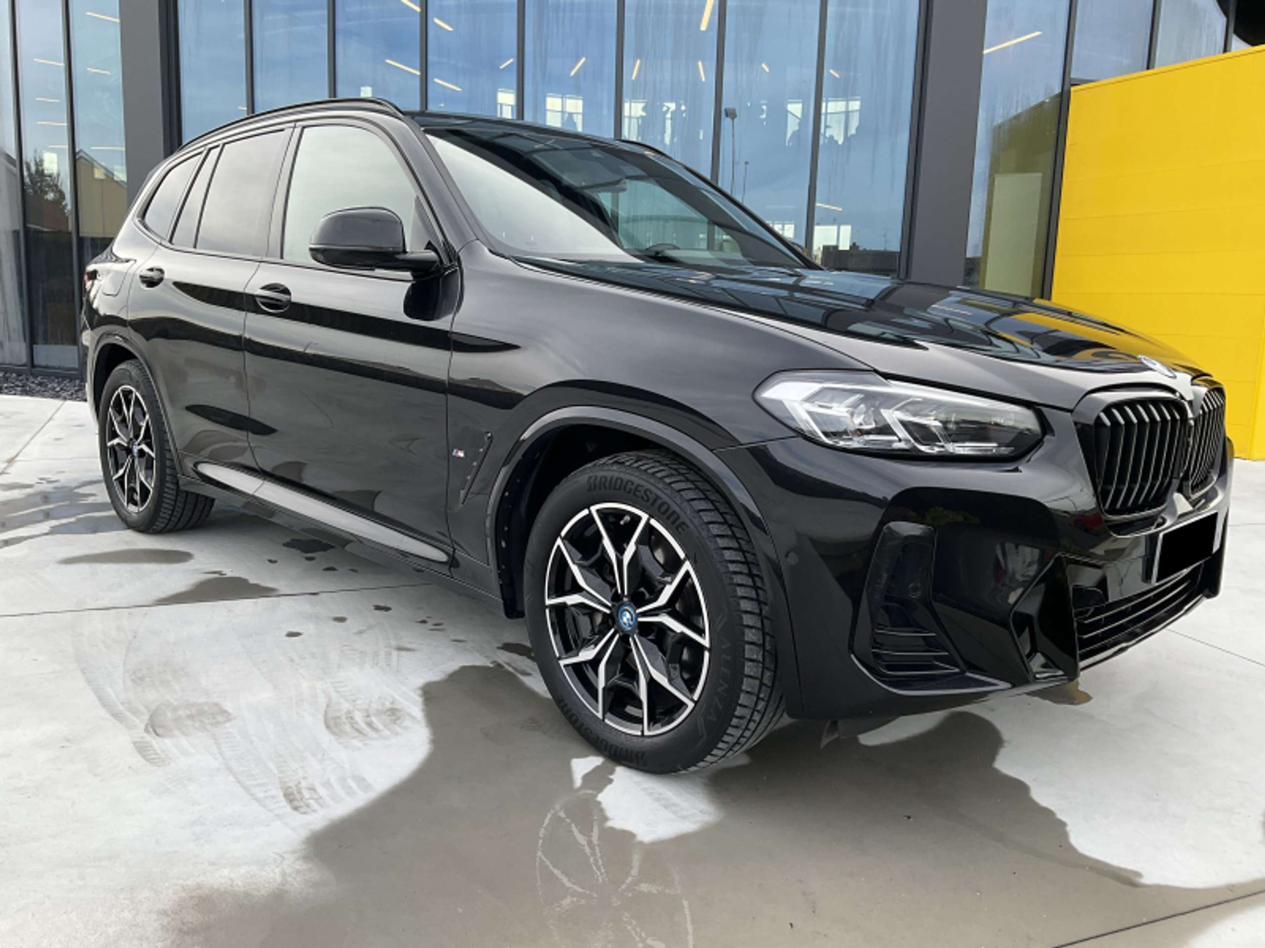 BMW - X3