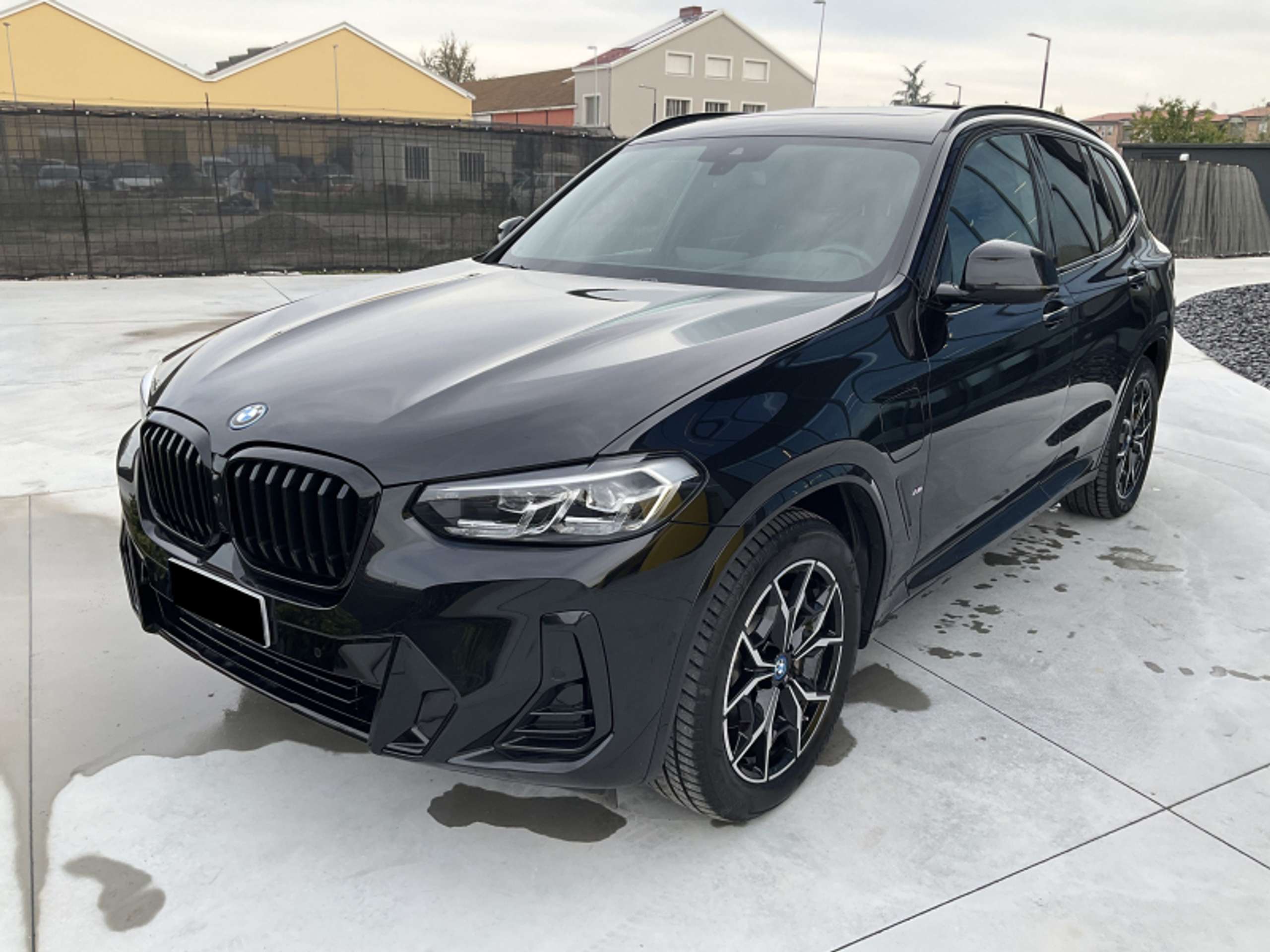 BMW - X3