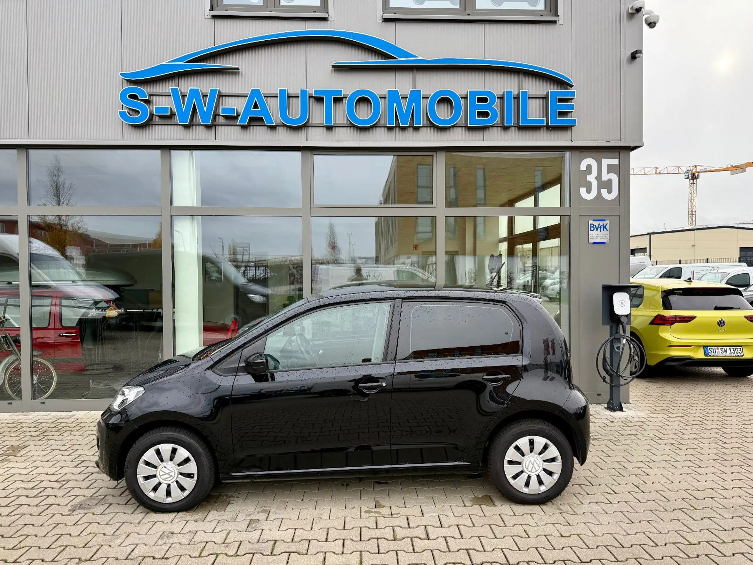 Volkswagen - up!