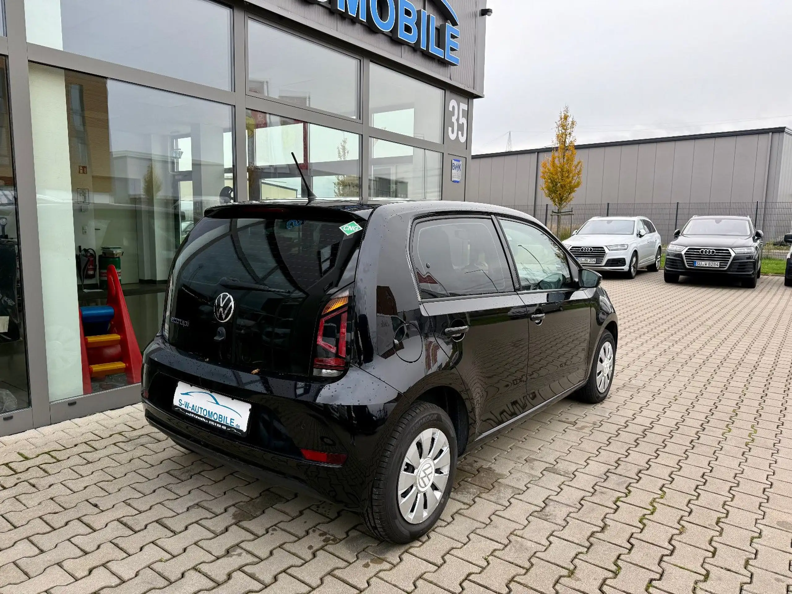 Volkswagen - up!