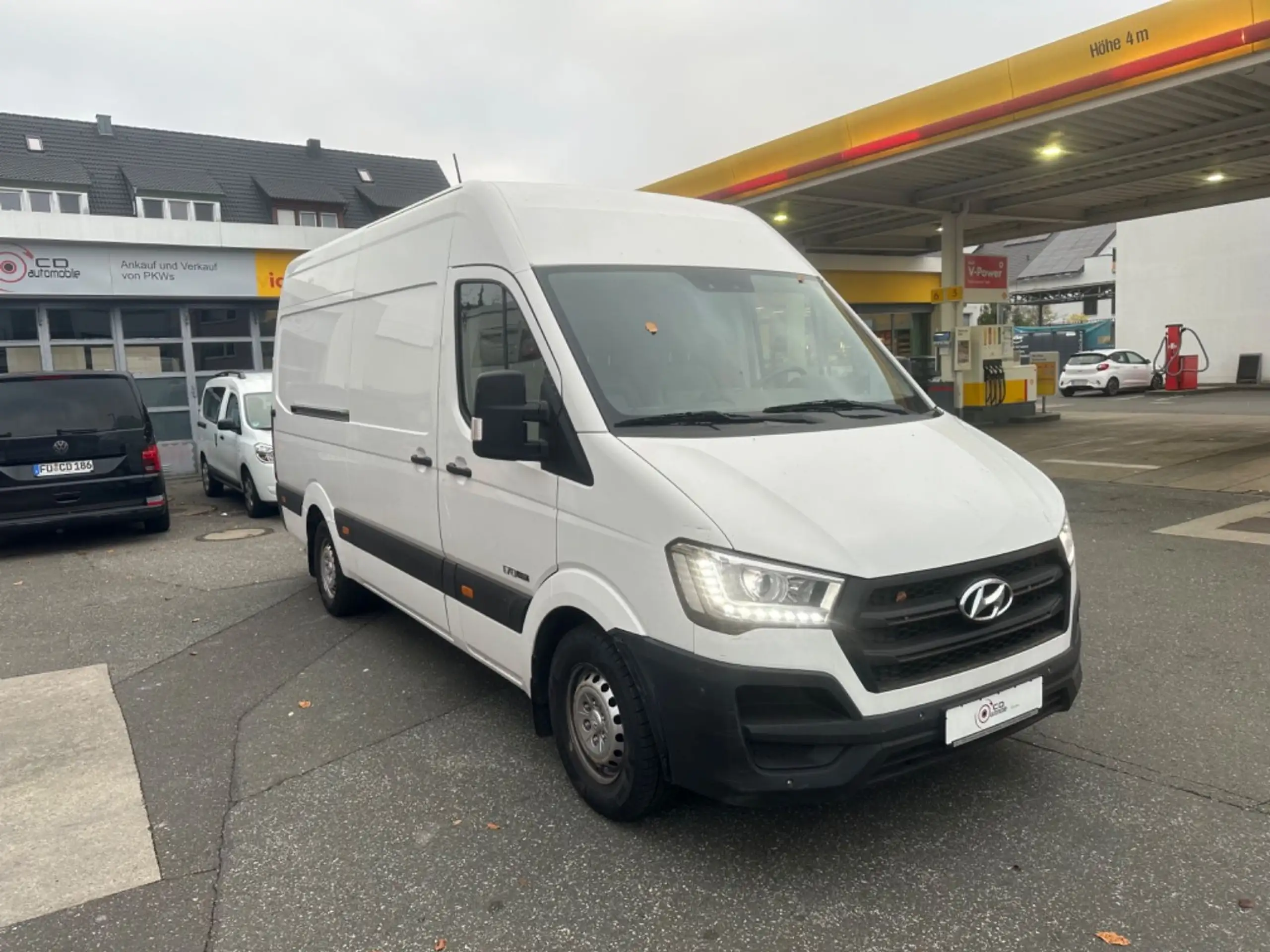 Hyundai - H 350