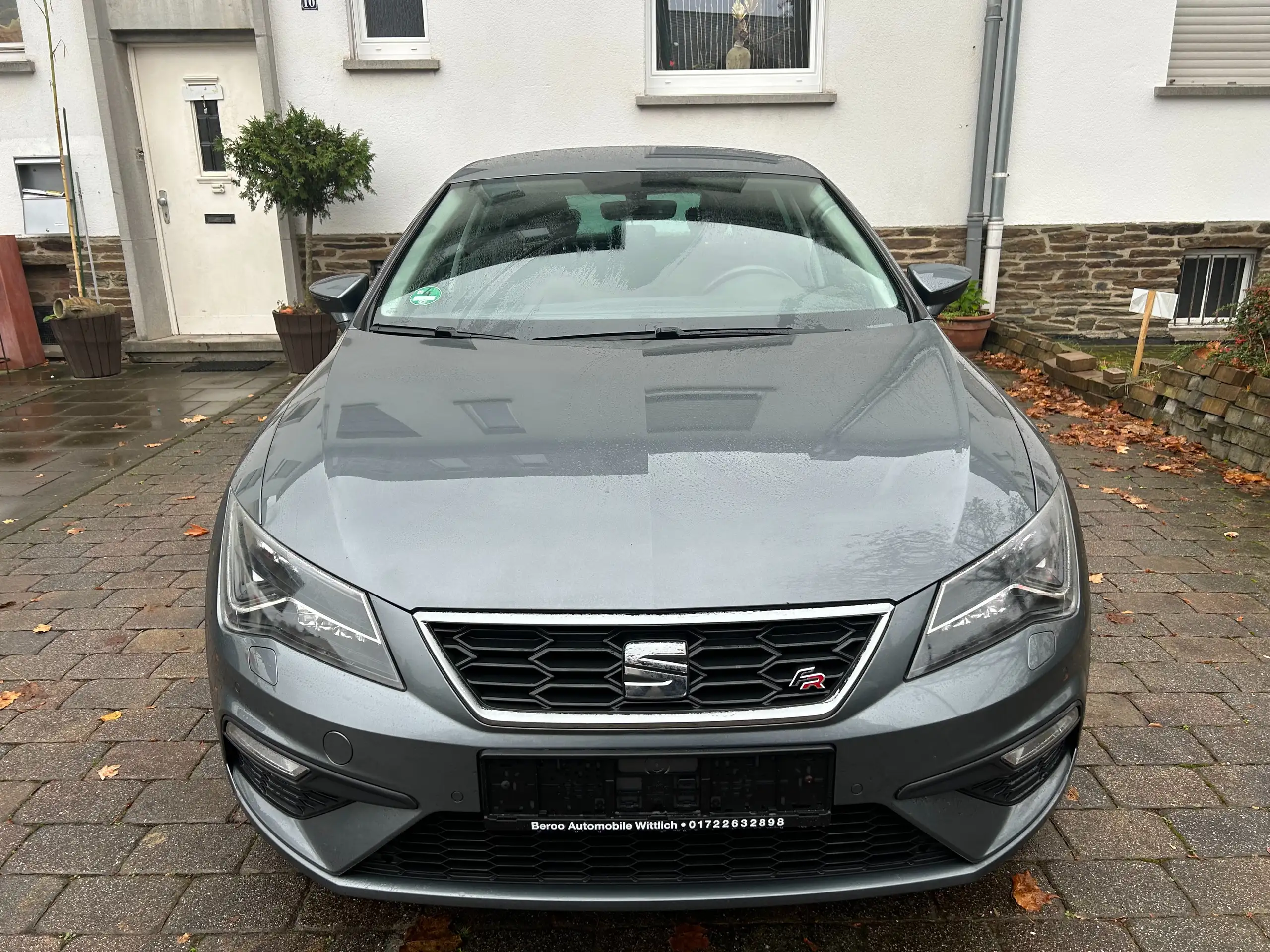 SEAT - Leon