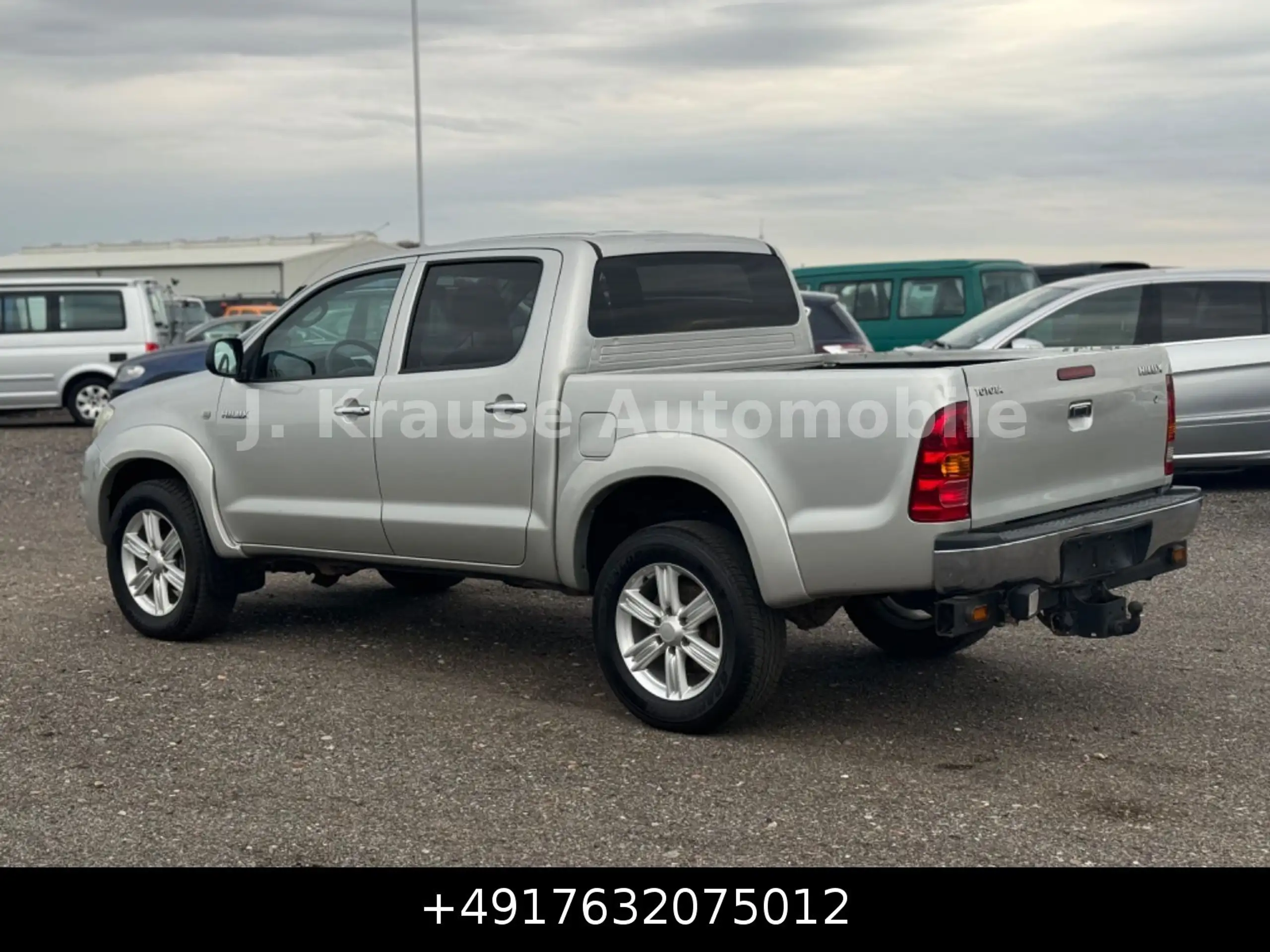 Toyota - Hilux