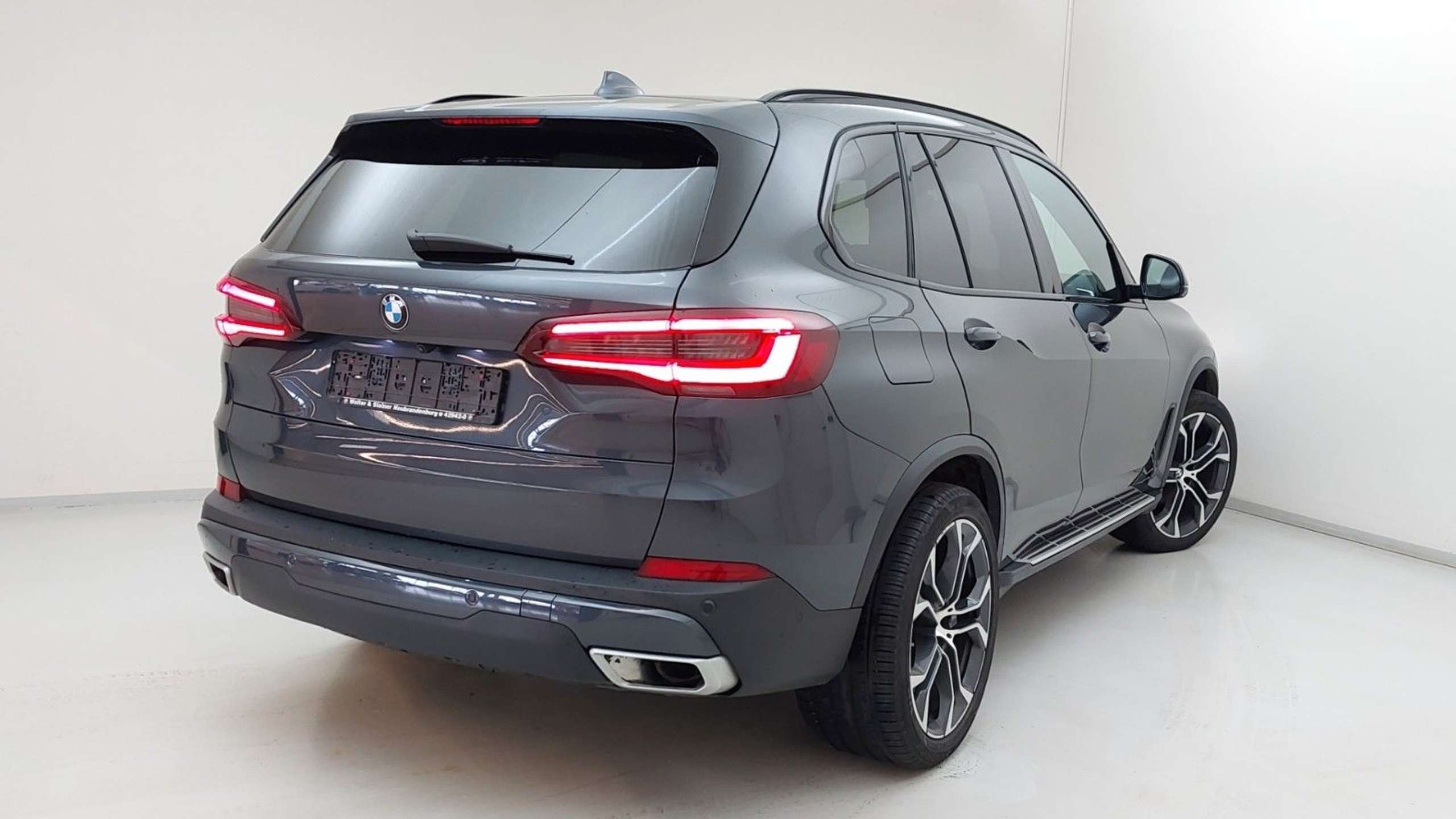 BMW - X5